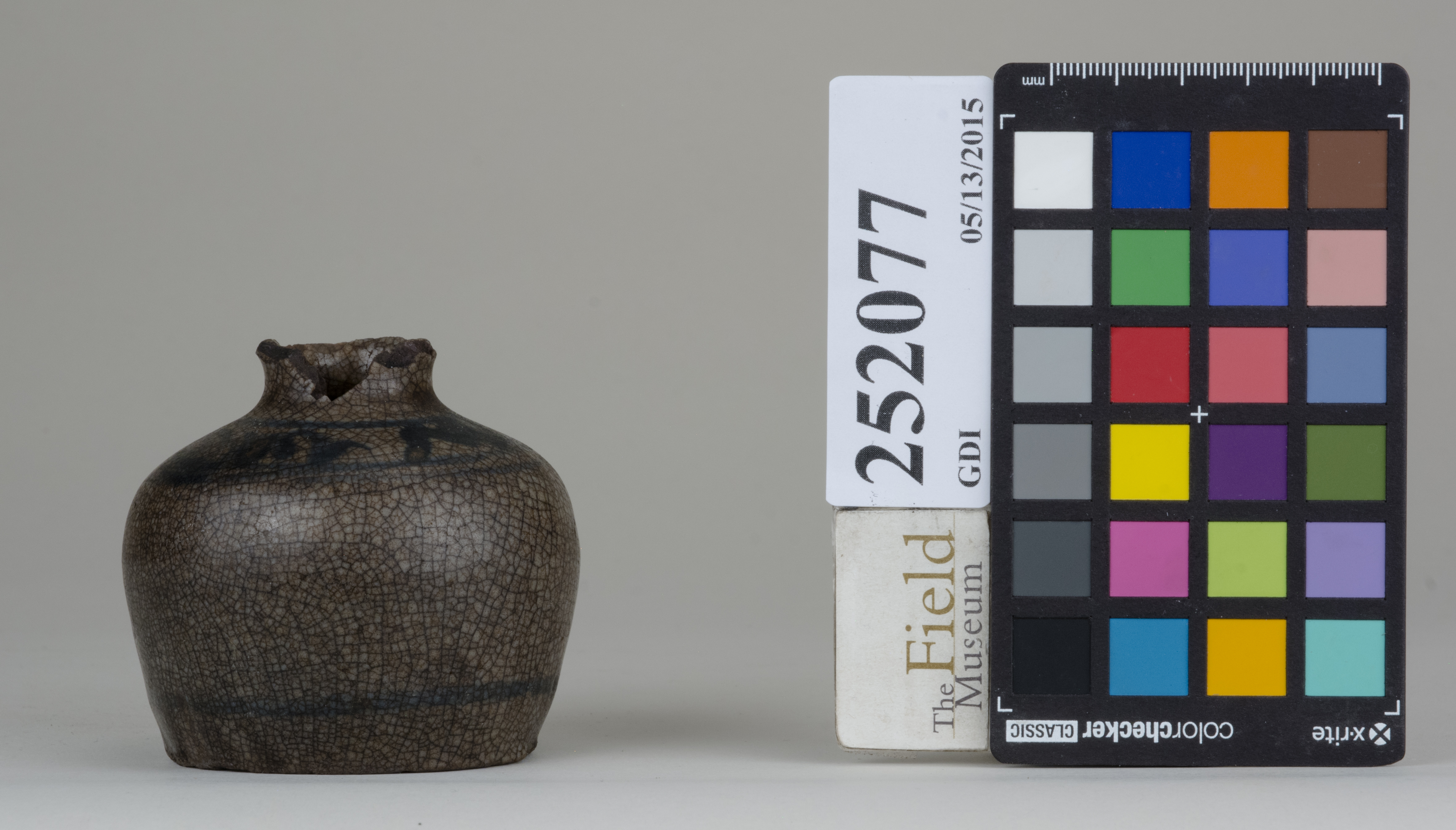 Left (c) Field Museum of Natural History - CC BY-NC 4.0