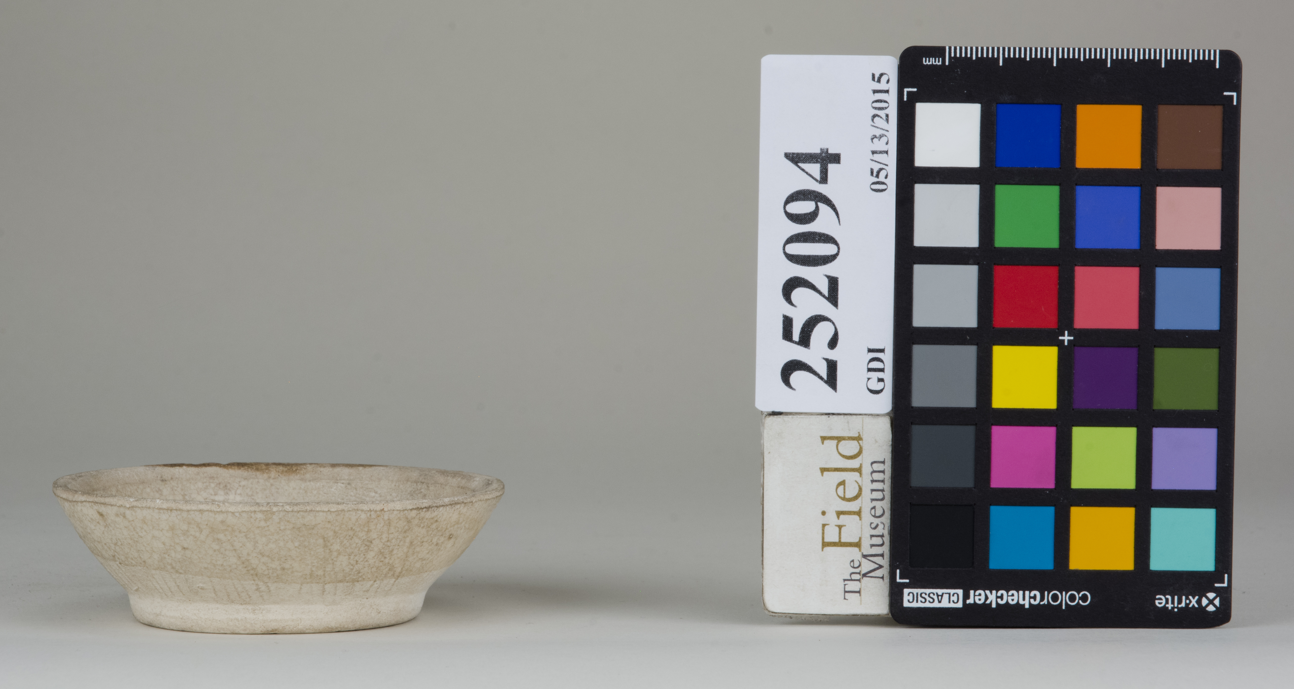 Left (c) Field Museum of Natural History - CC BY-NC 4.0