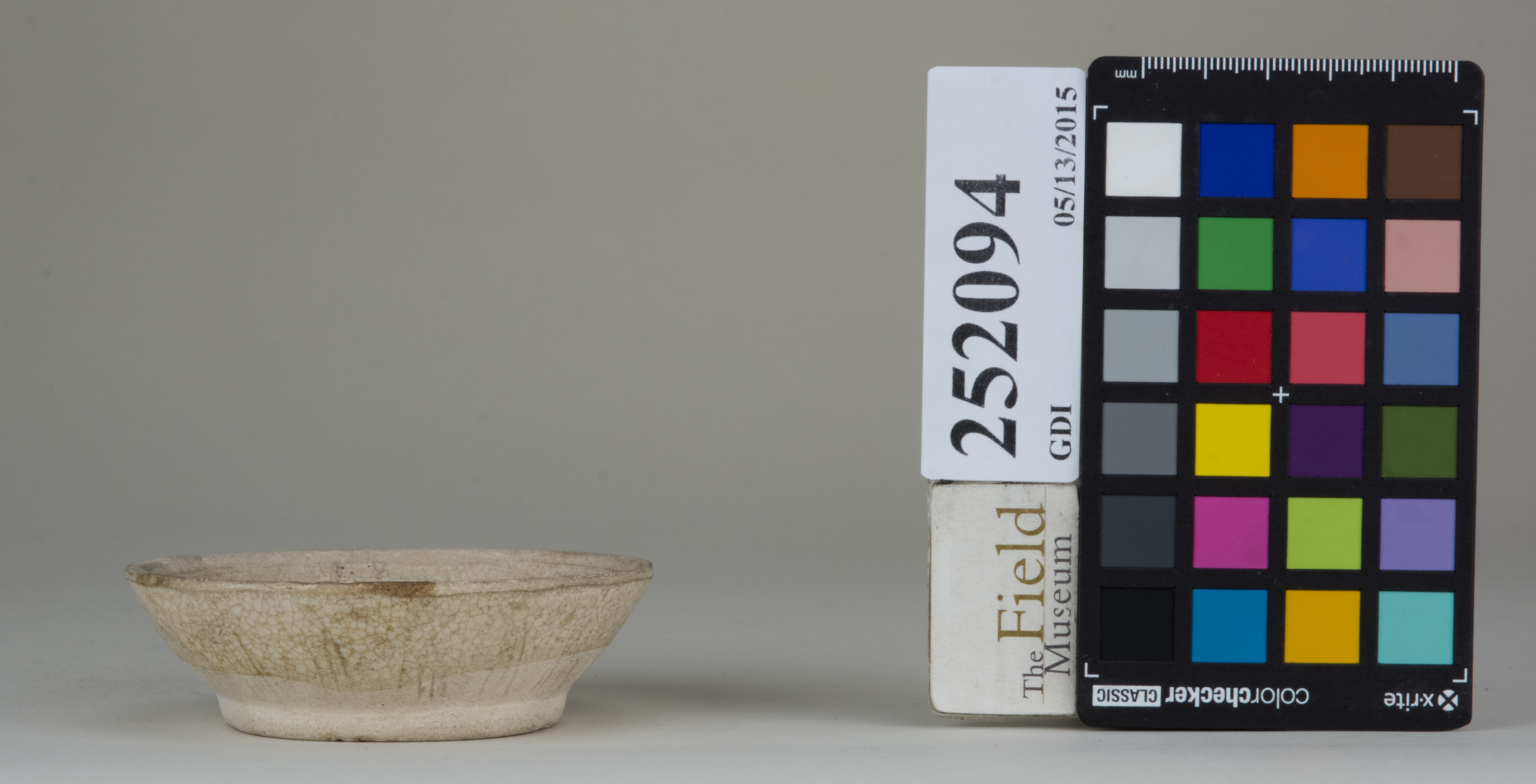 Right (c) Field Museum of Natural History - CC BY-NC 4.0