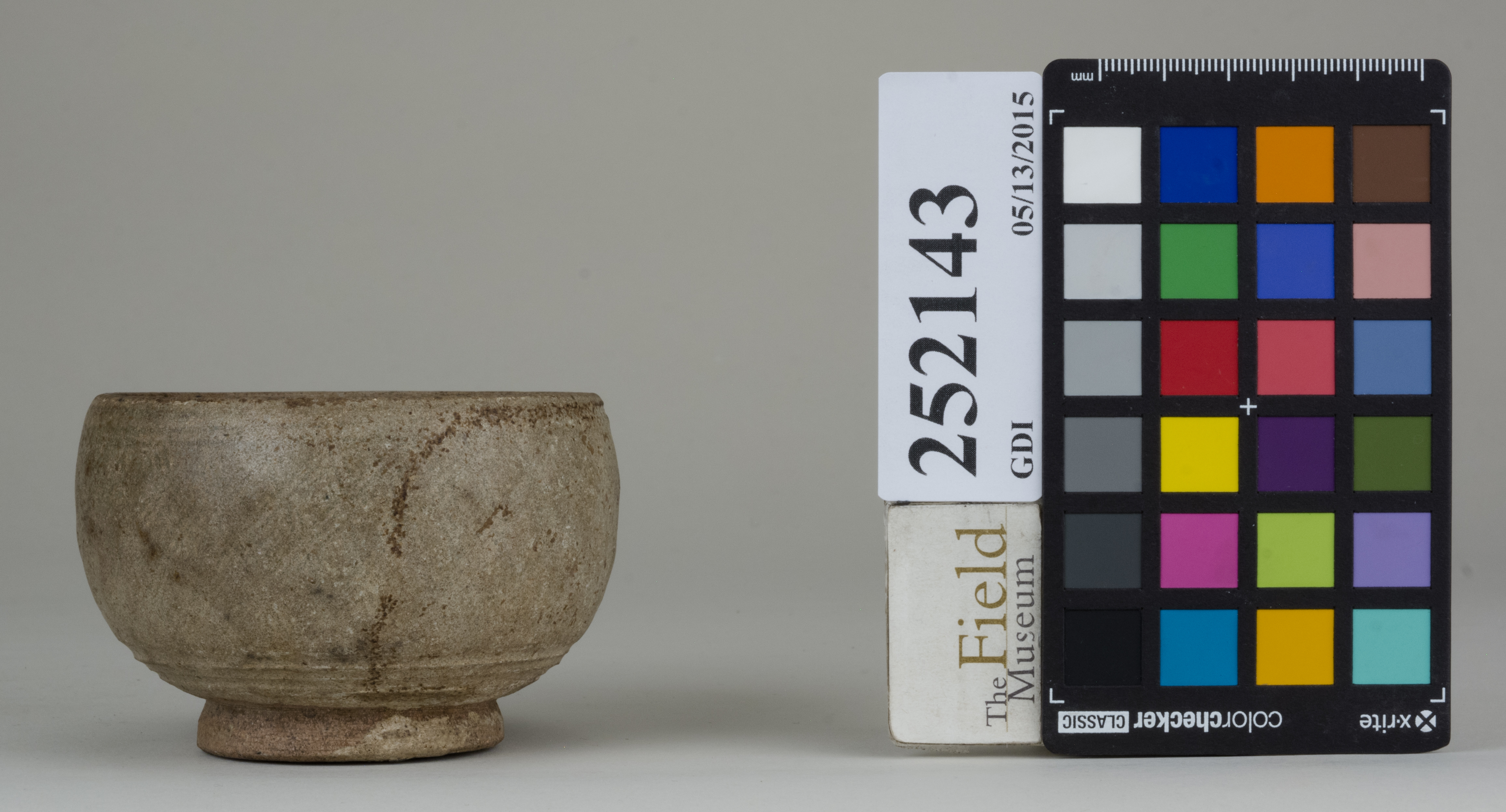 Right (c) Field Museum of Natural History - CC BY-NC 4.0