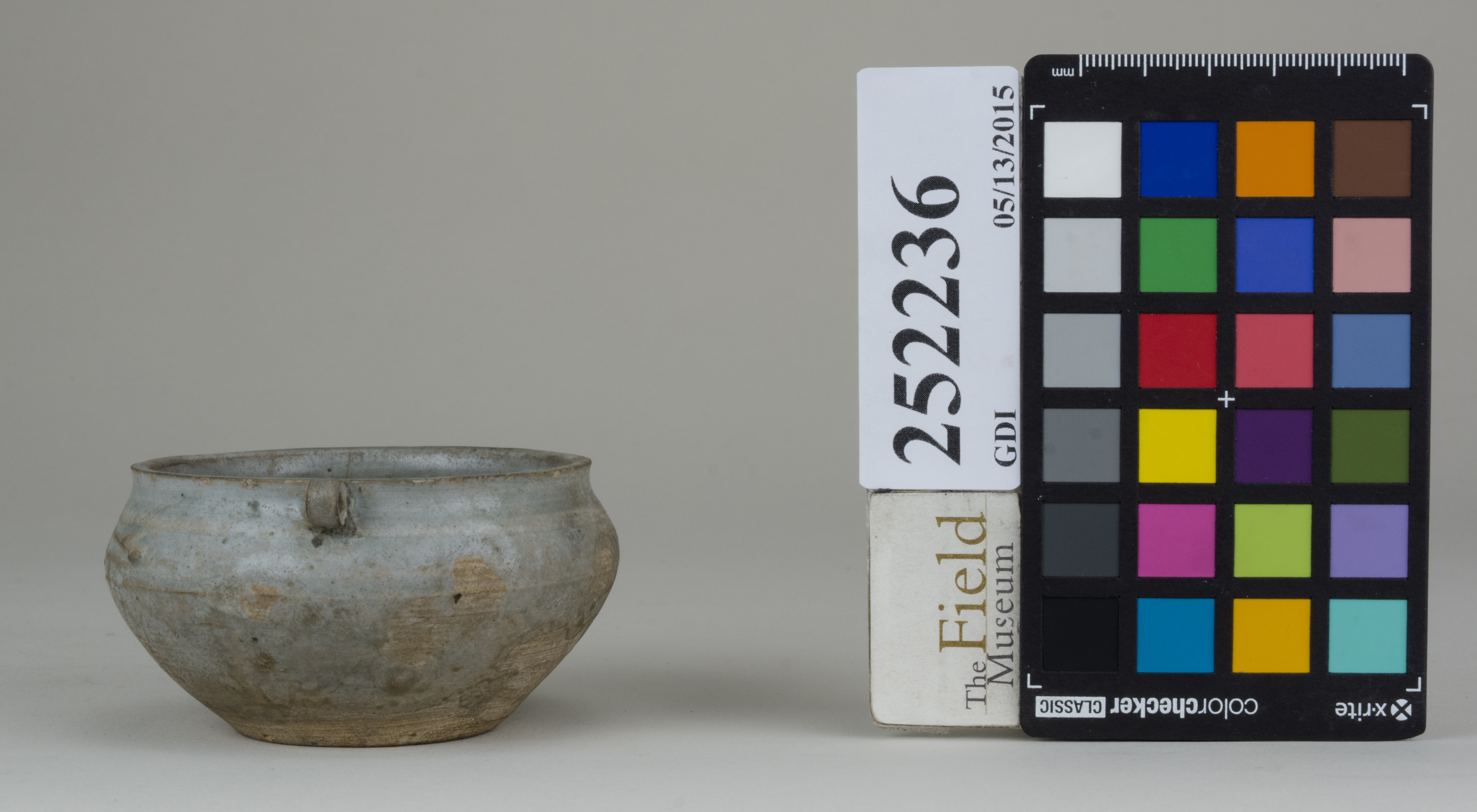 Left (c) Field Museum of Natural History - CC BY-NC 4.0