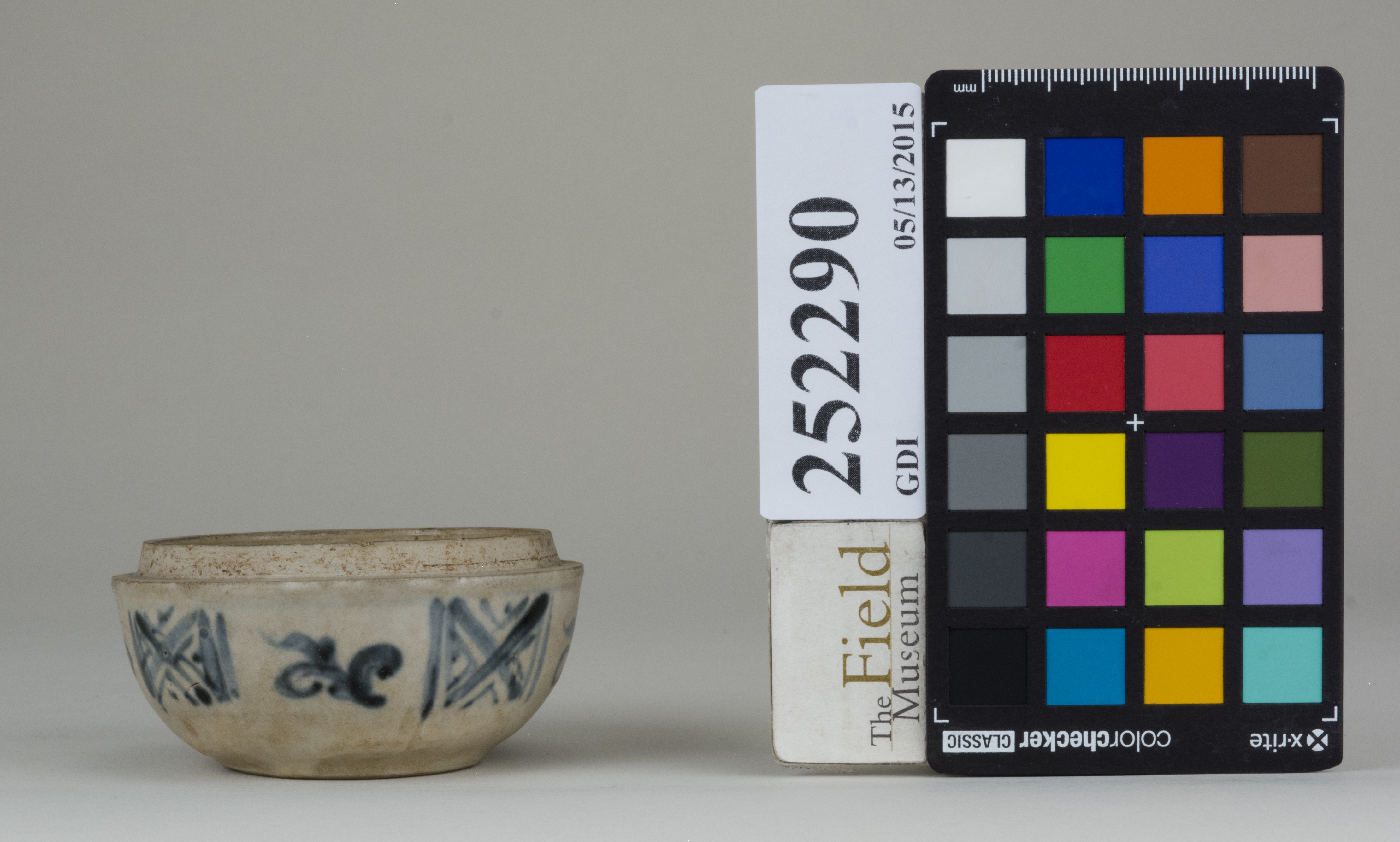 Right (c) Field Museum of Natural History - CC BY-NC 4.0