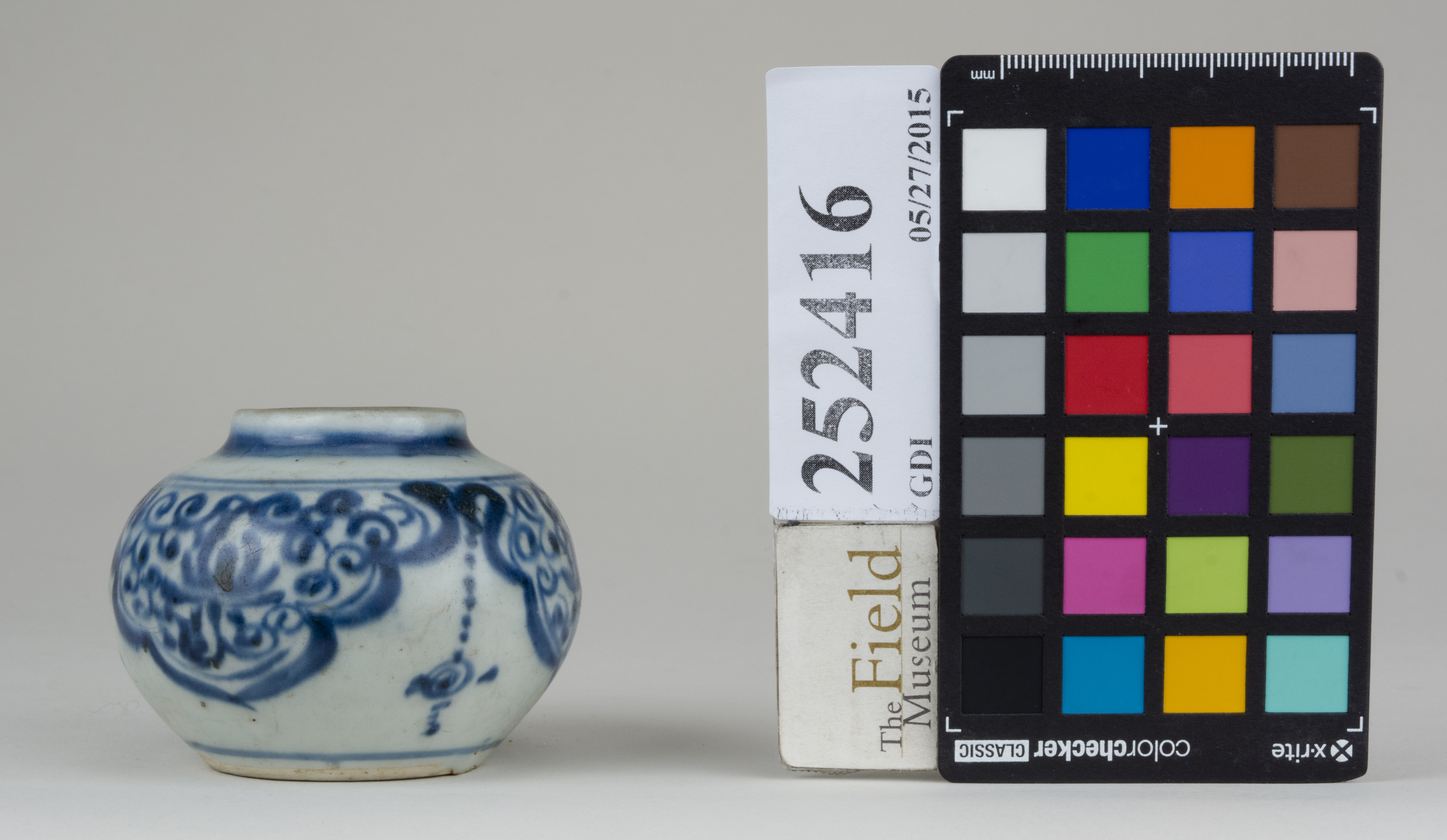 Left (c) Field Museum of Natural History - CC BY-NC 4.0