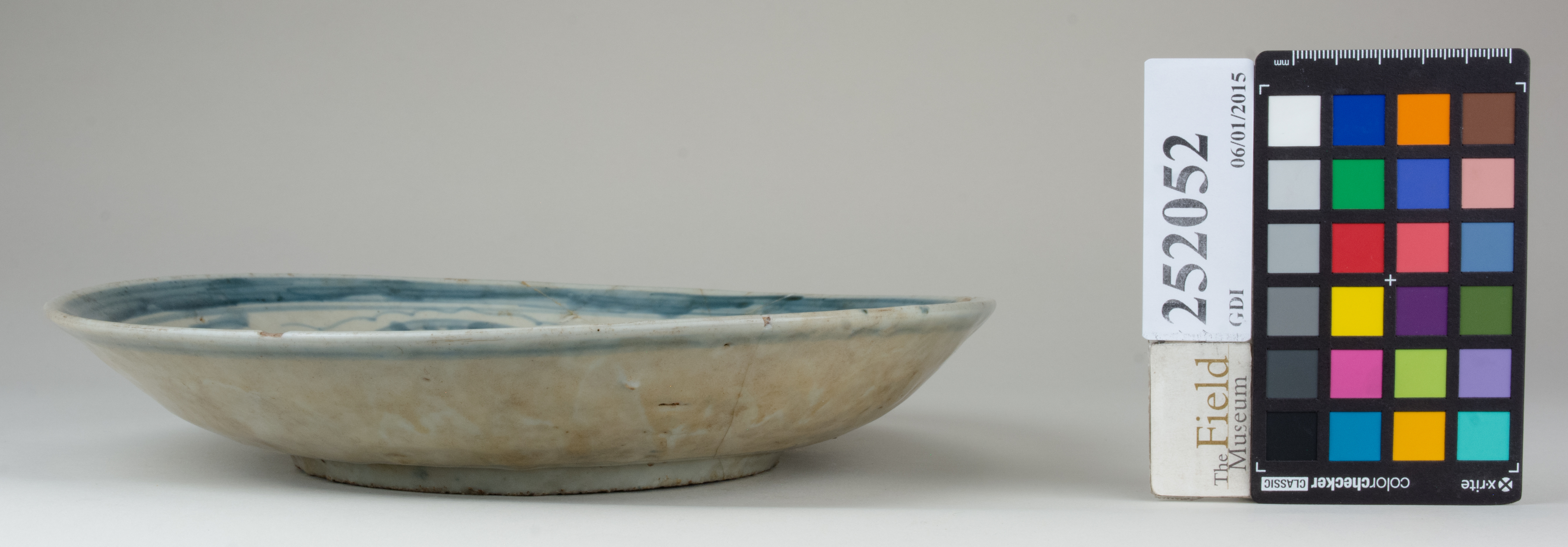 Right (c) Field Museum of Natural History - CC BY-NC 4.0