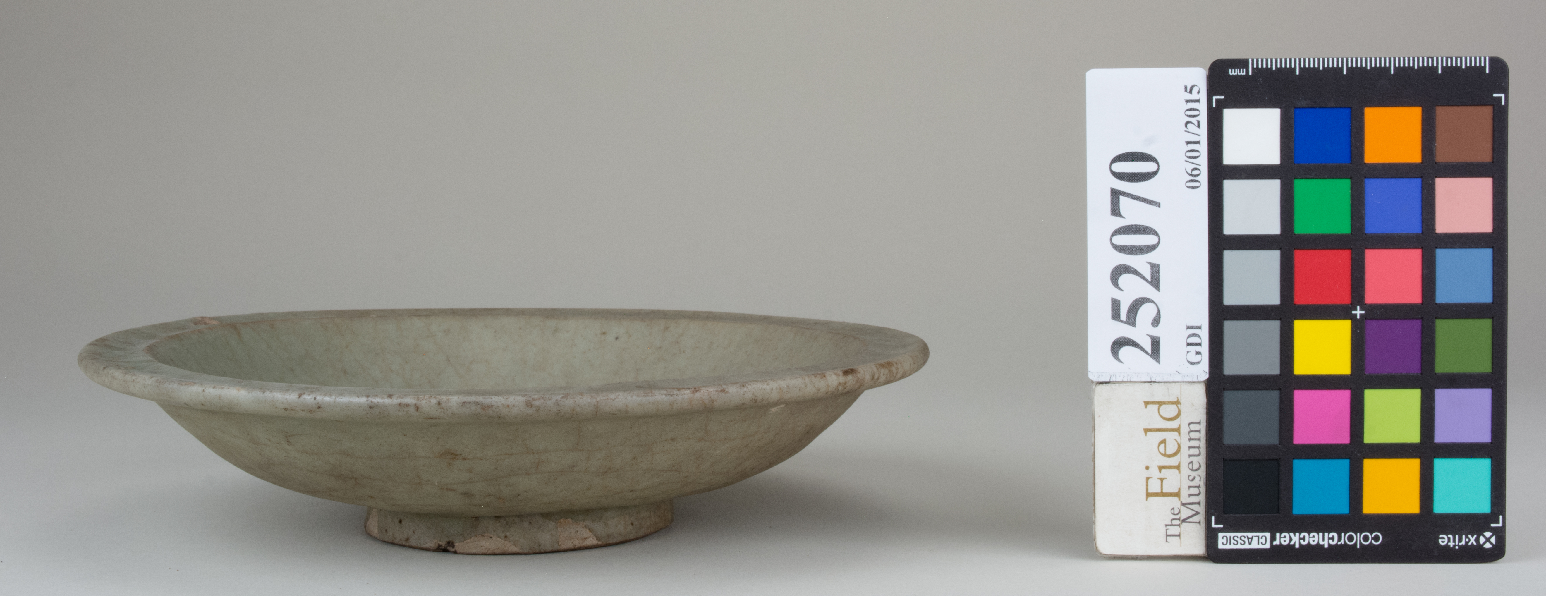 Left (c) Field Museum of Natural History - CC BY-NC 4.0