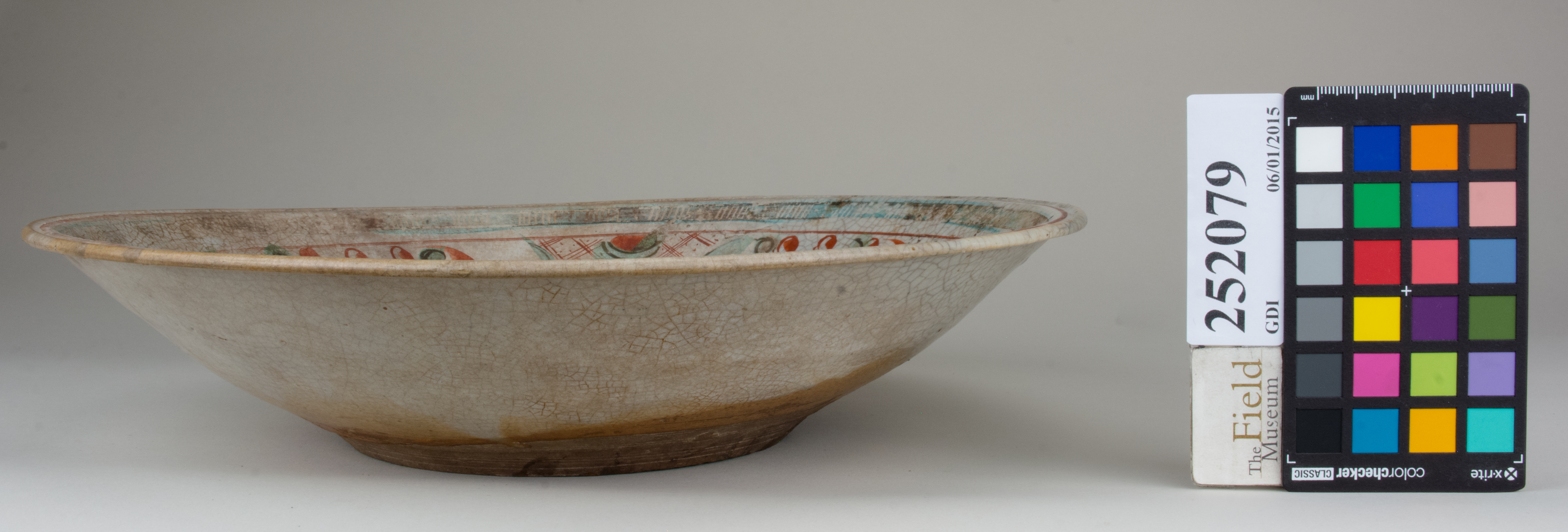 Right (c) Field Museum of Natural History - CC BY-NC 4.0