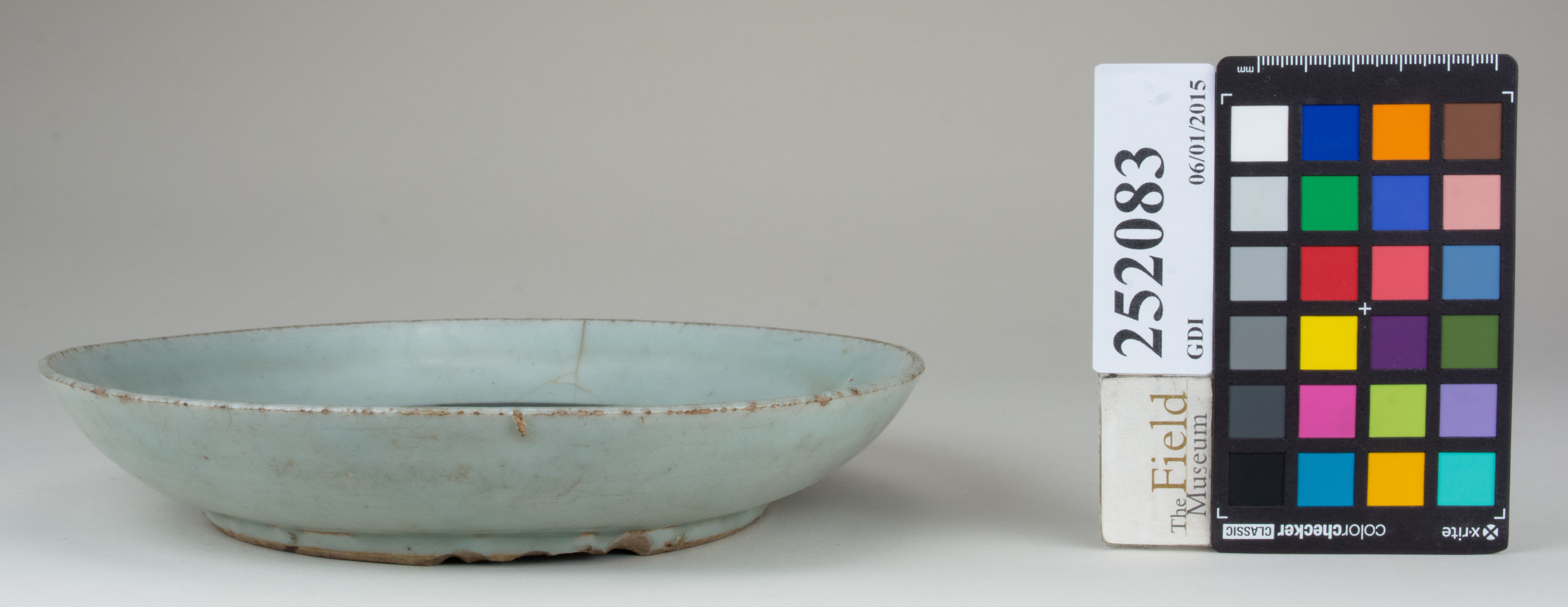 Right (c) Field Museum of Natural History - CC BY-NC 4.0