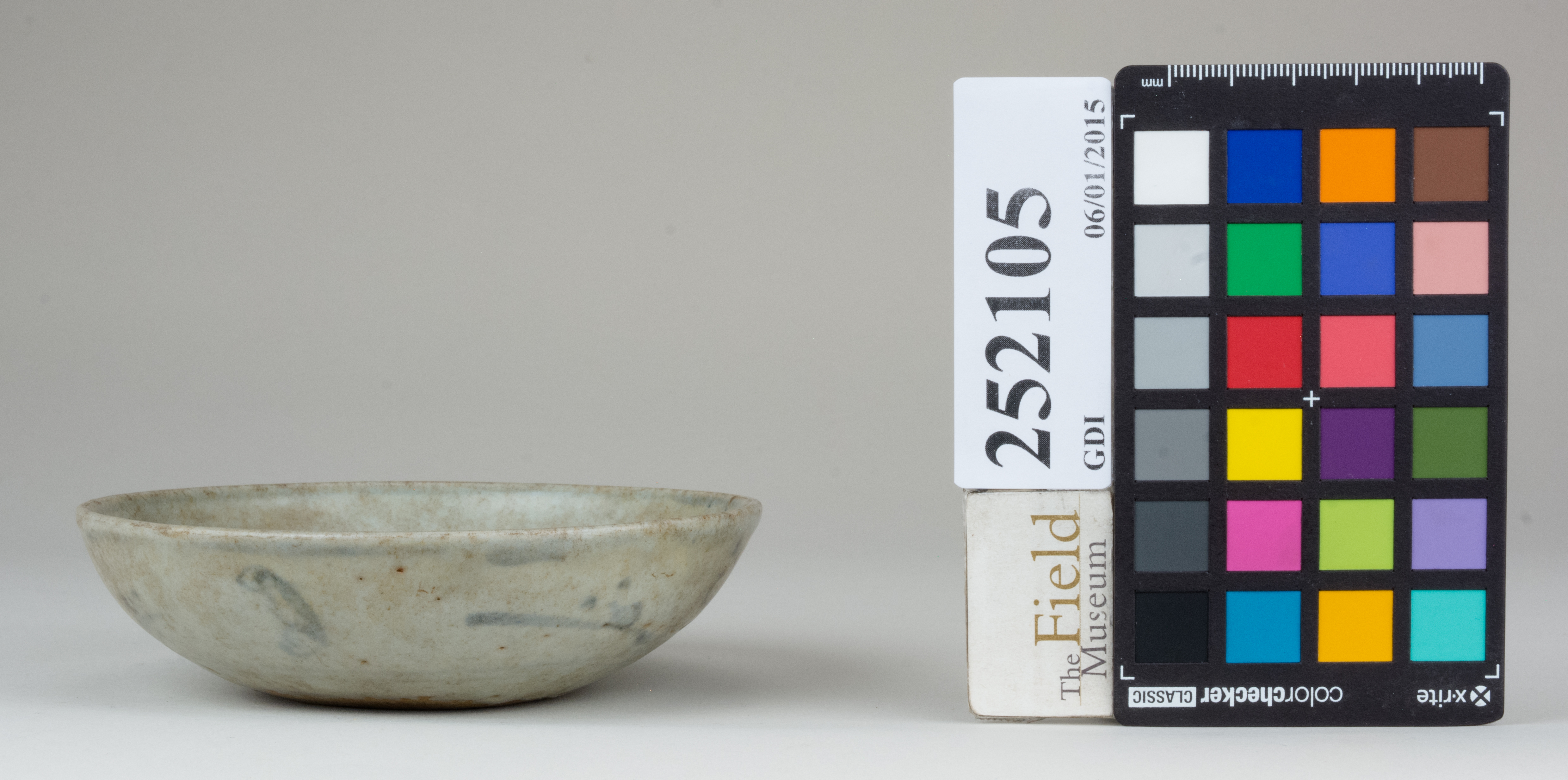 Left (c) Field Museum of Natural History - CC BY-NC 4.0