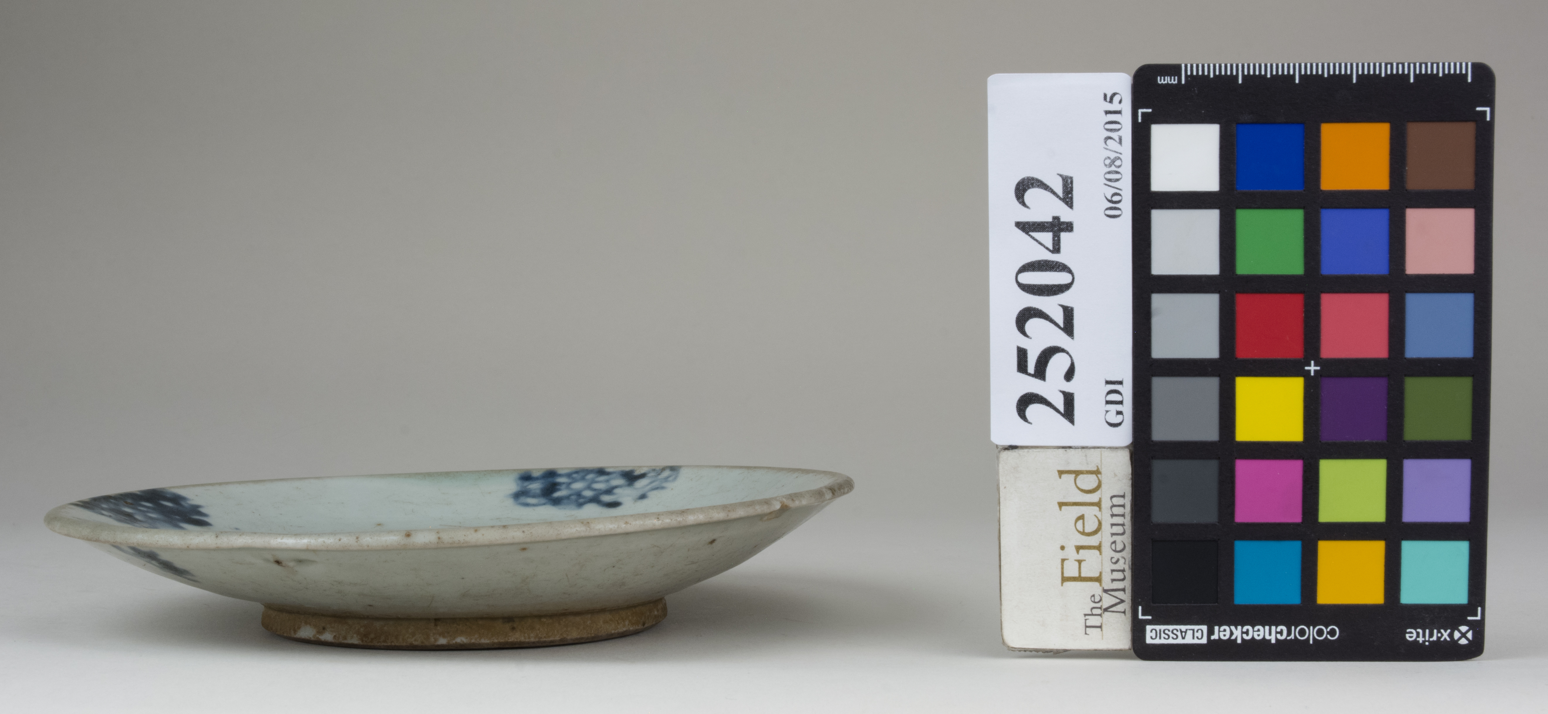 Left (c) Field Museum of Natural History - CC BY-NC 4.0