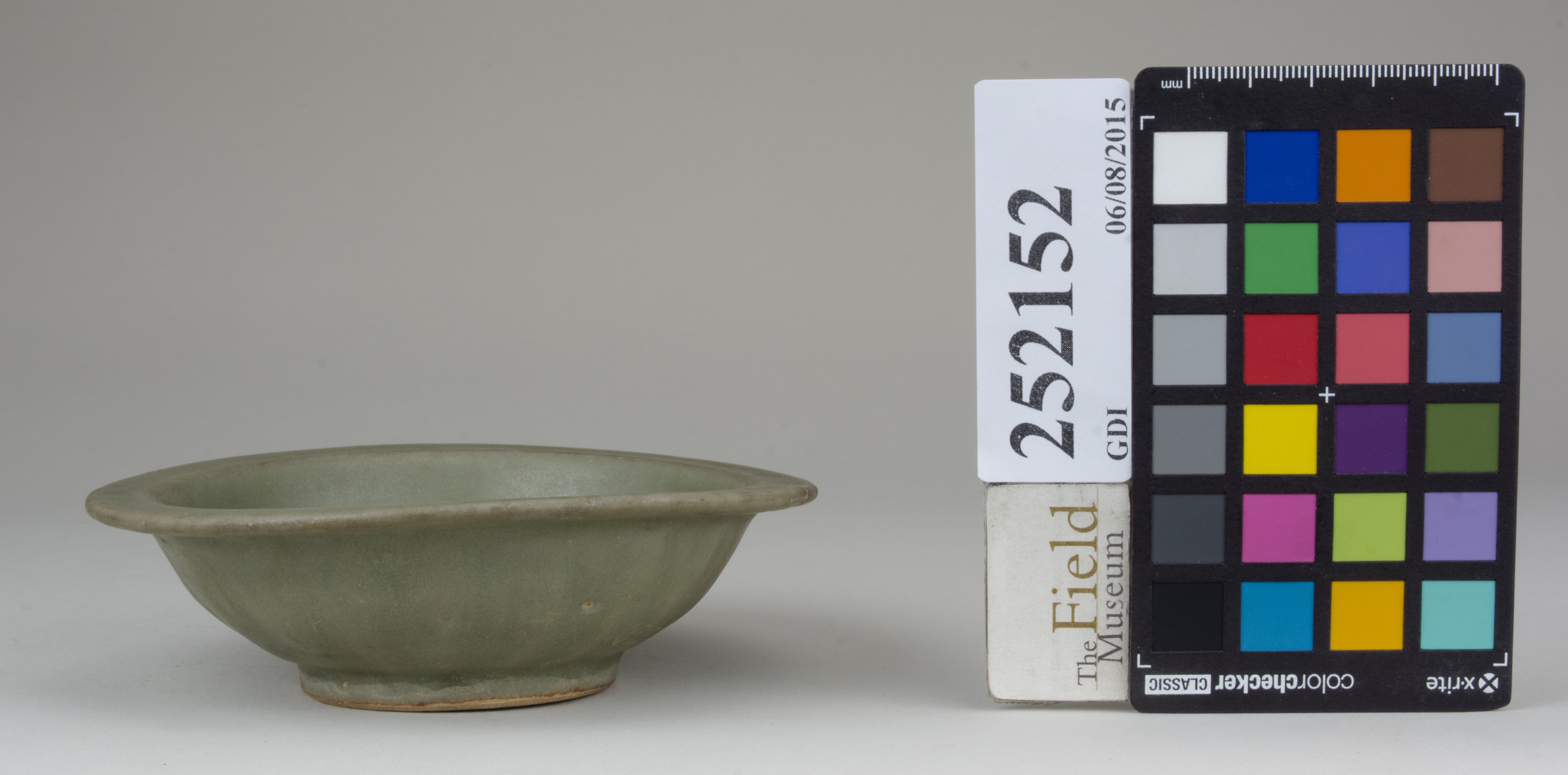 Left (c) Field Museum of Natural History - CC BY-NC 4.0