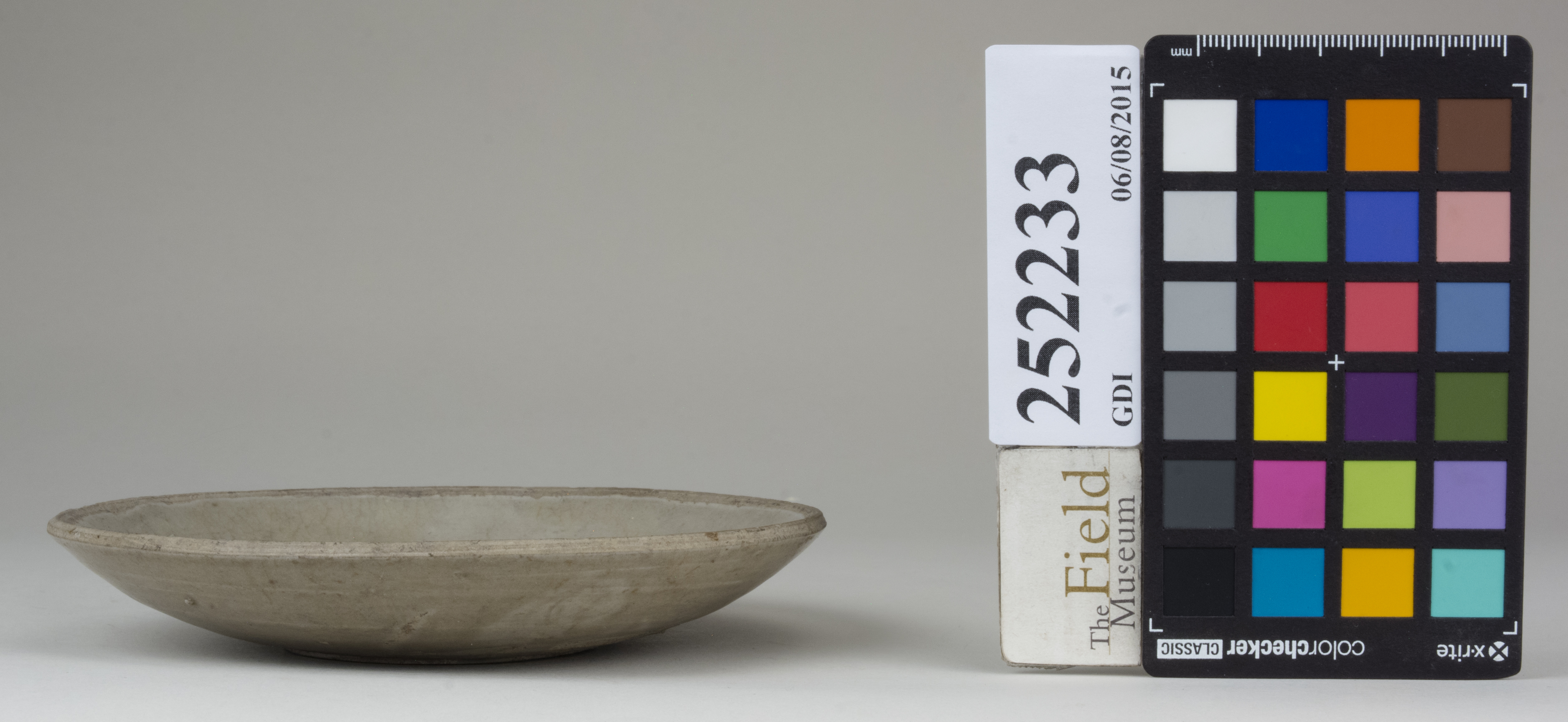 Left (c) Field Museum of Natural History - CC BY-NC 4.0