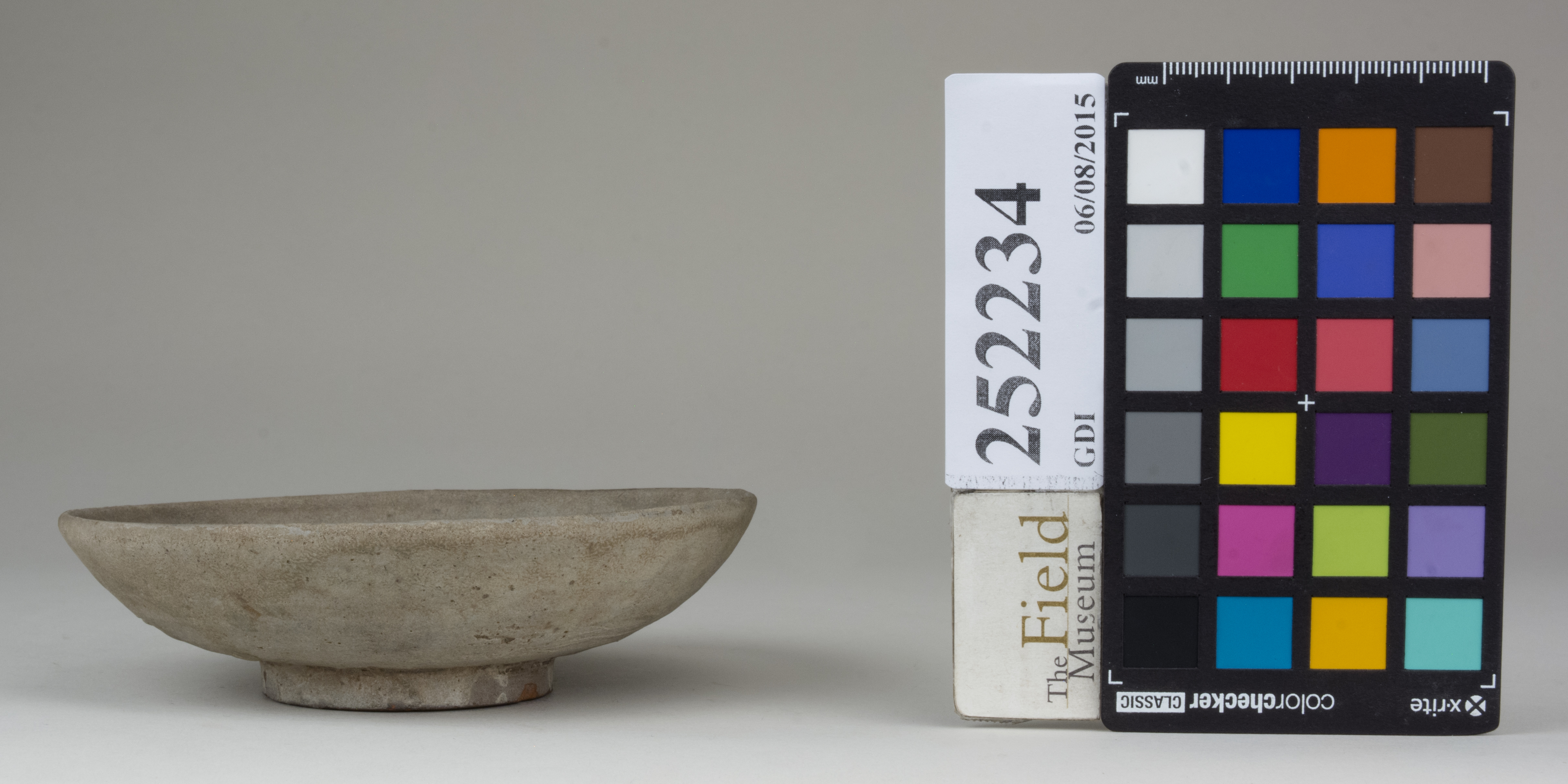 Right (c) Field Museum of Natural History - CC BY-NC 4.0