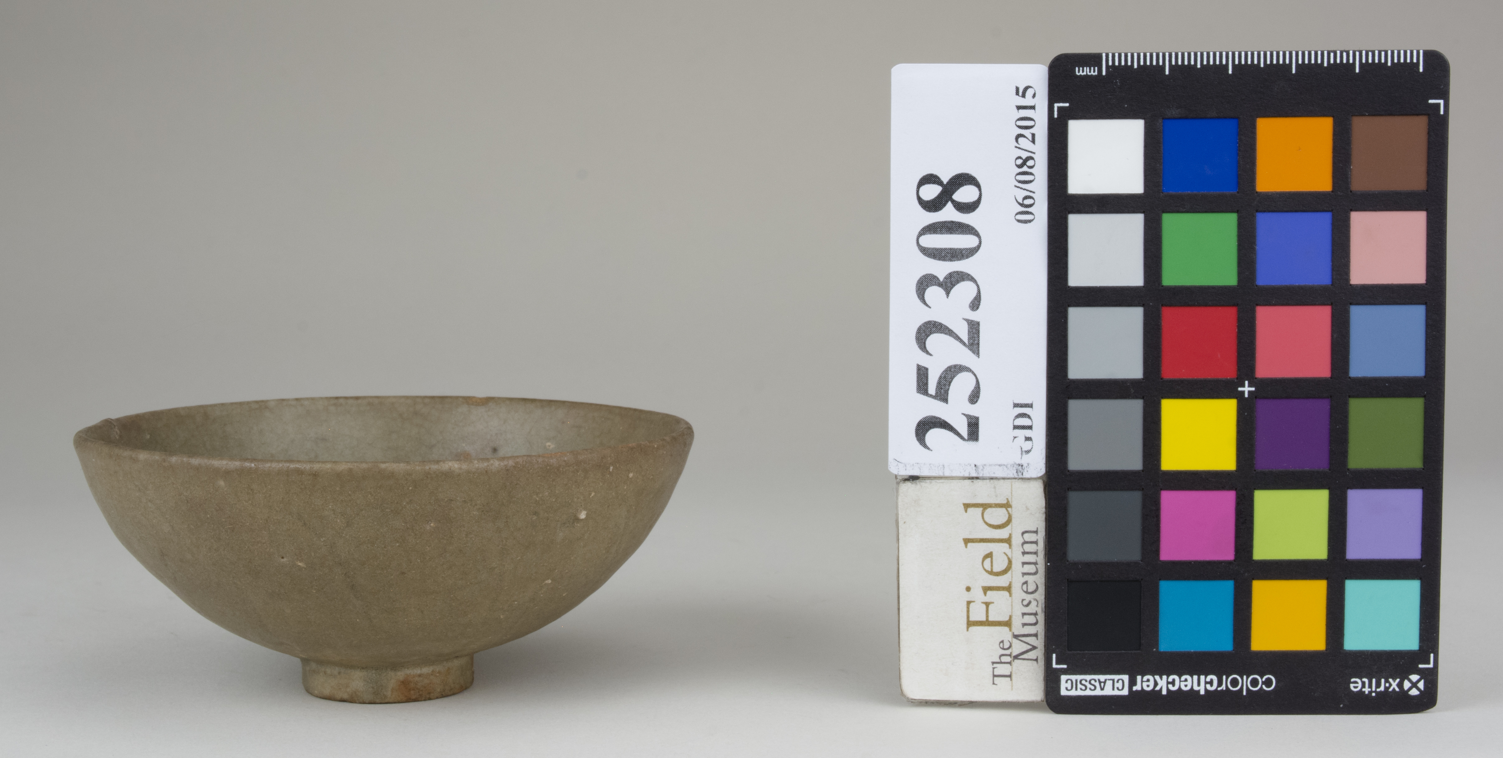 Right (c) Field Museum of Natural History - CC BY-NC 4.0