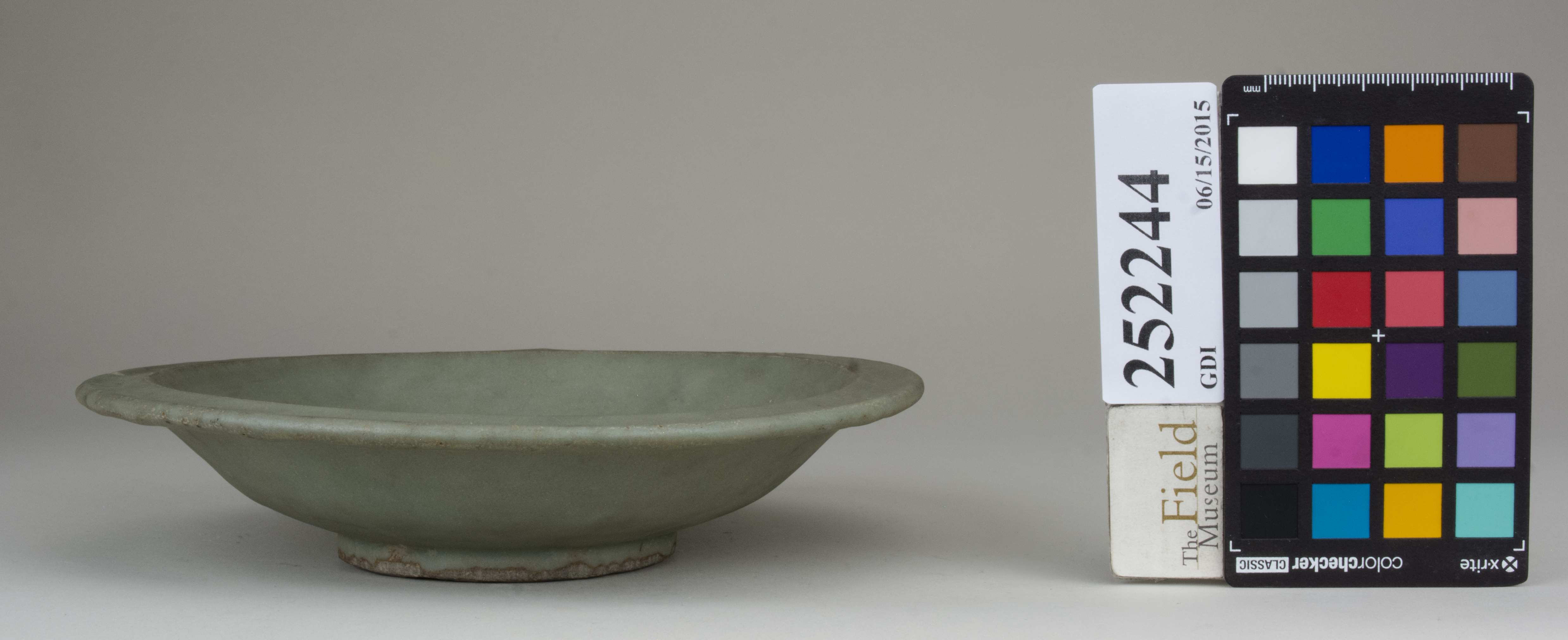 Left (c) Field Museum of Natural History - CC BY-NC 4.0