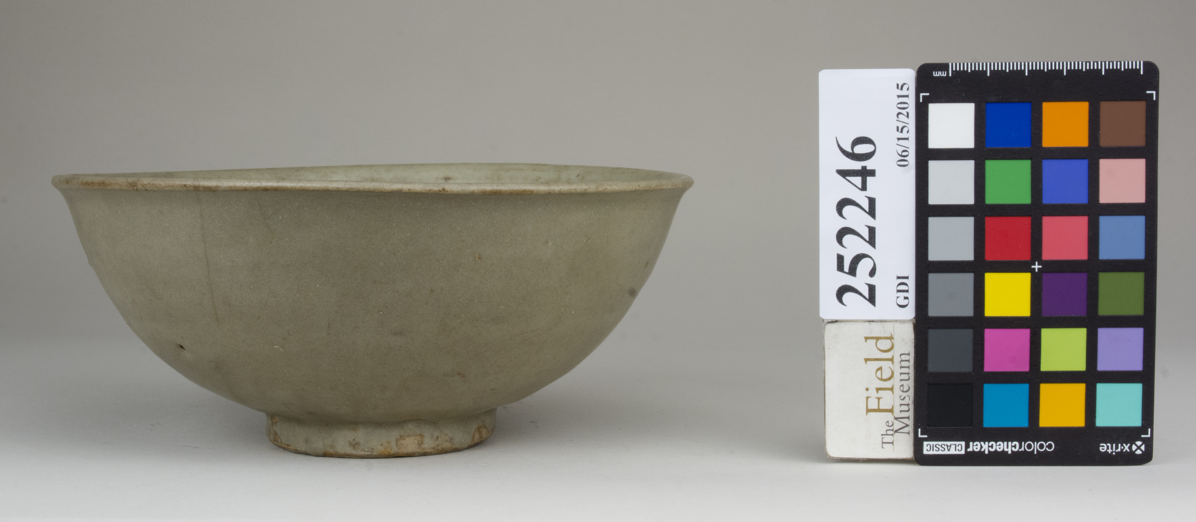 Left (c) Field Museum of Natural History - CC BY-NC 4.0