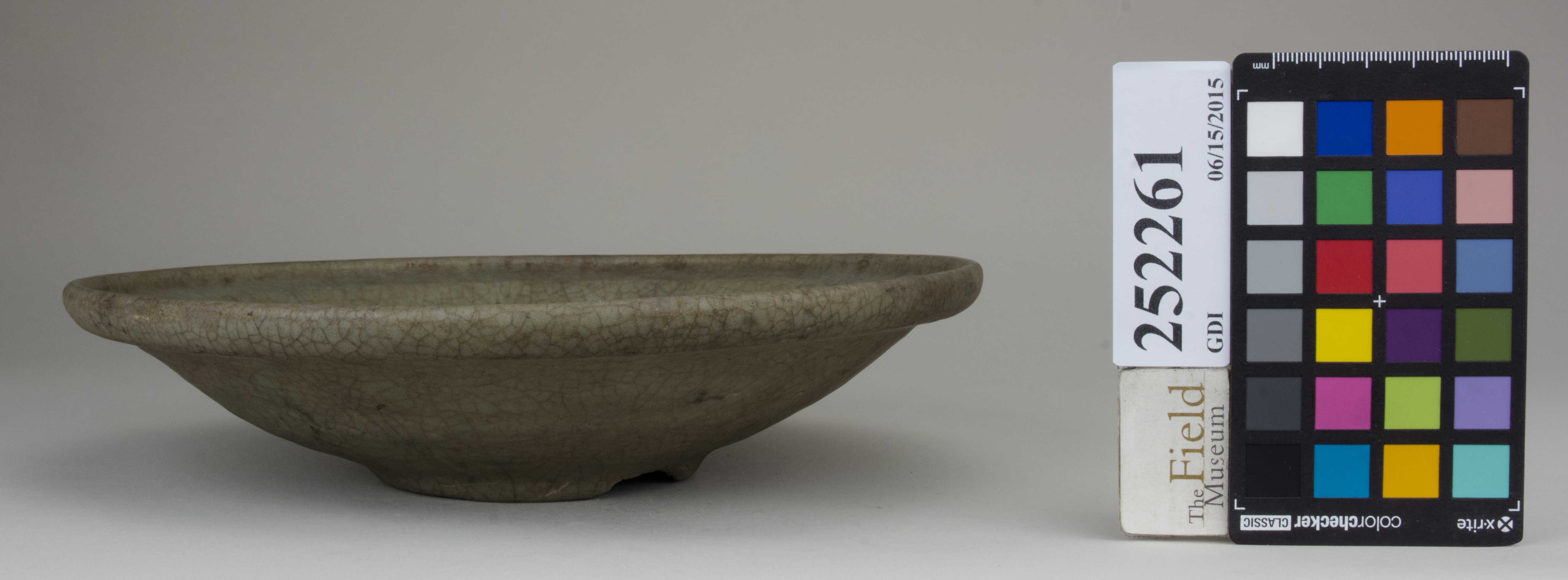 Left (c) Field Museum of Natural History - CC BY-NC 4.0