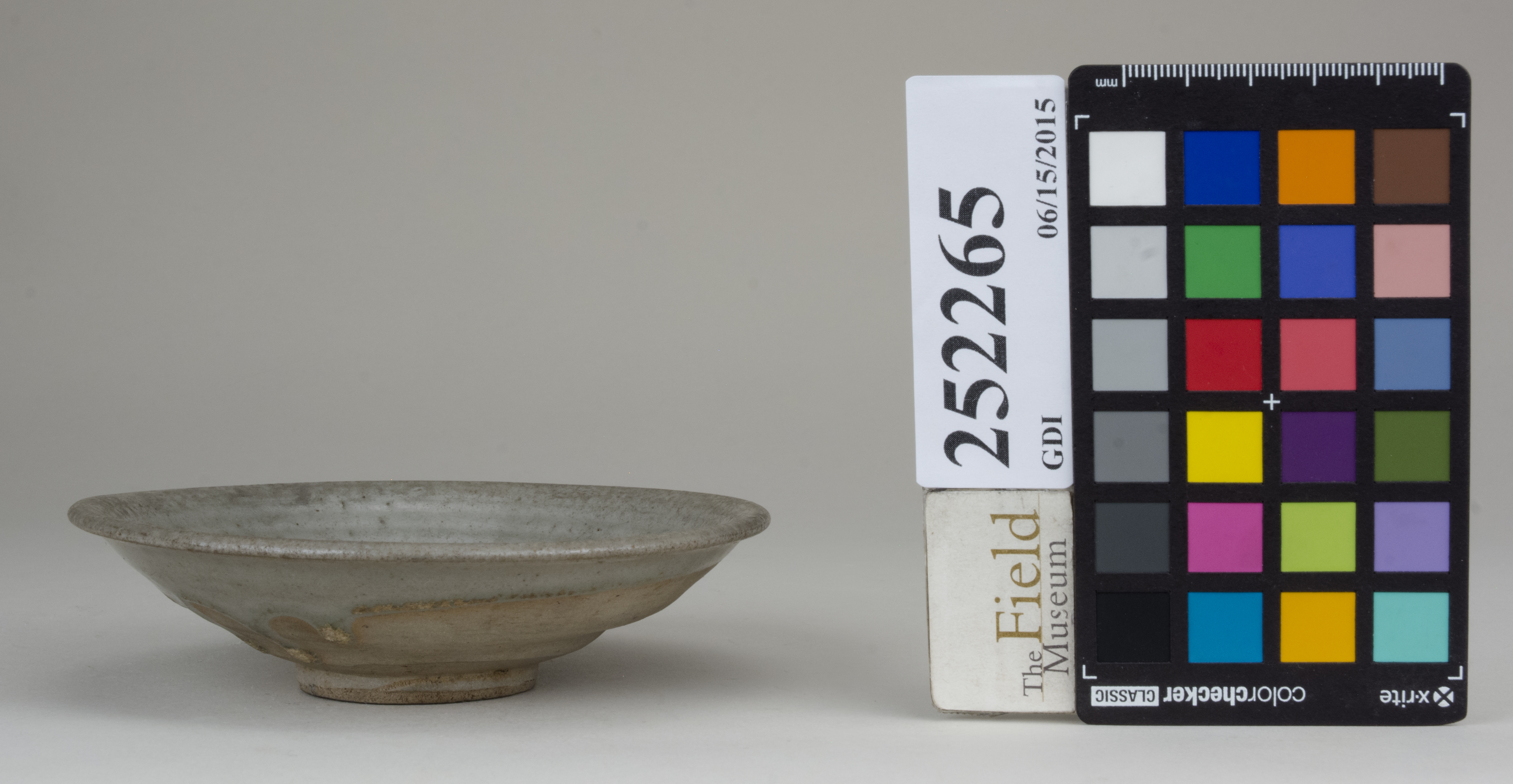 Right (c) Field Museum of Natural History - CC BY-NC 4.0