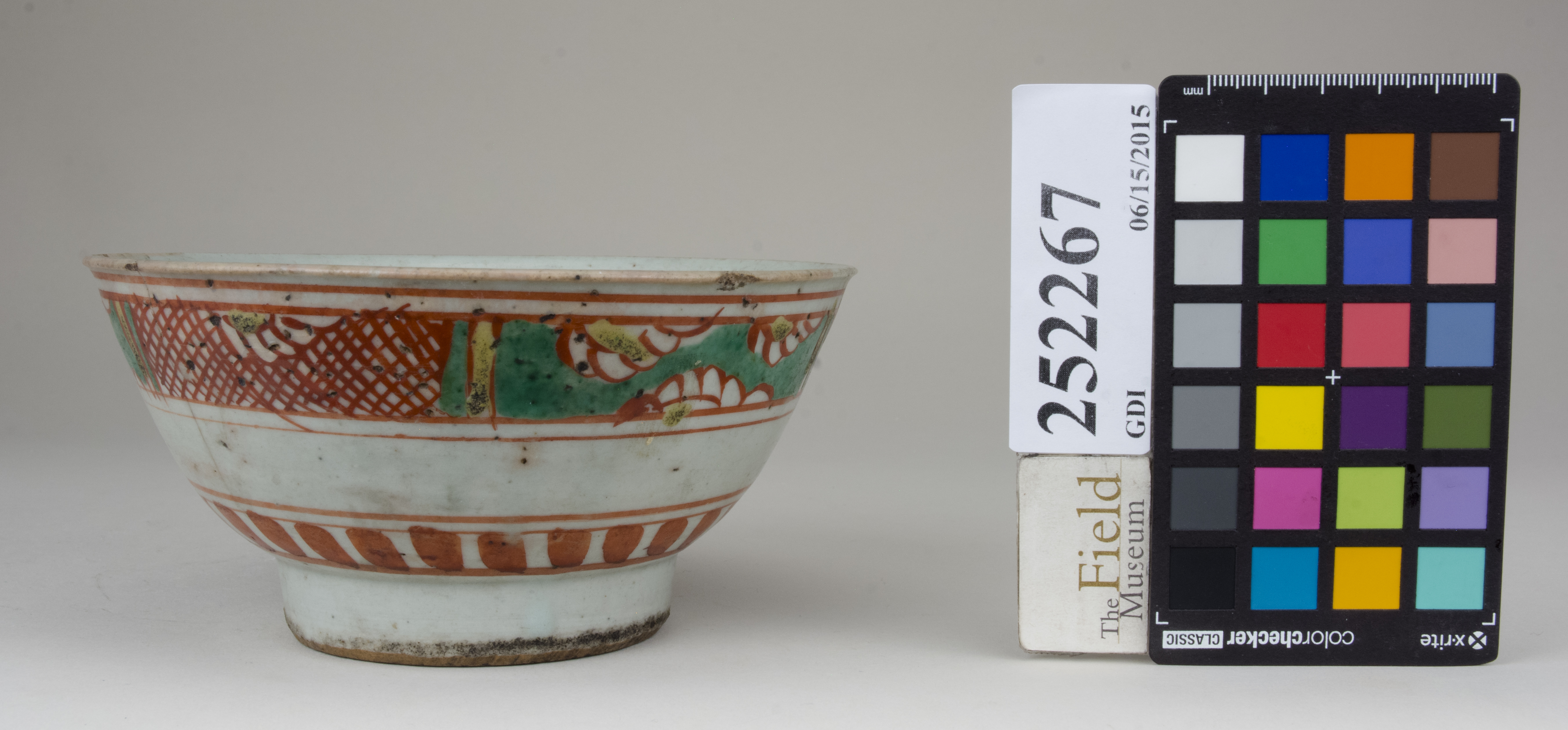 Left (c) Field Museum of Natural History - CC BY-NC 4.0