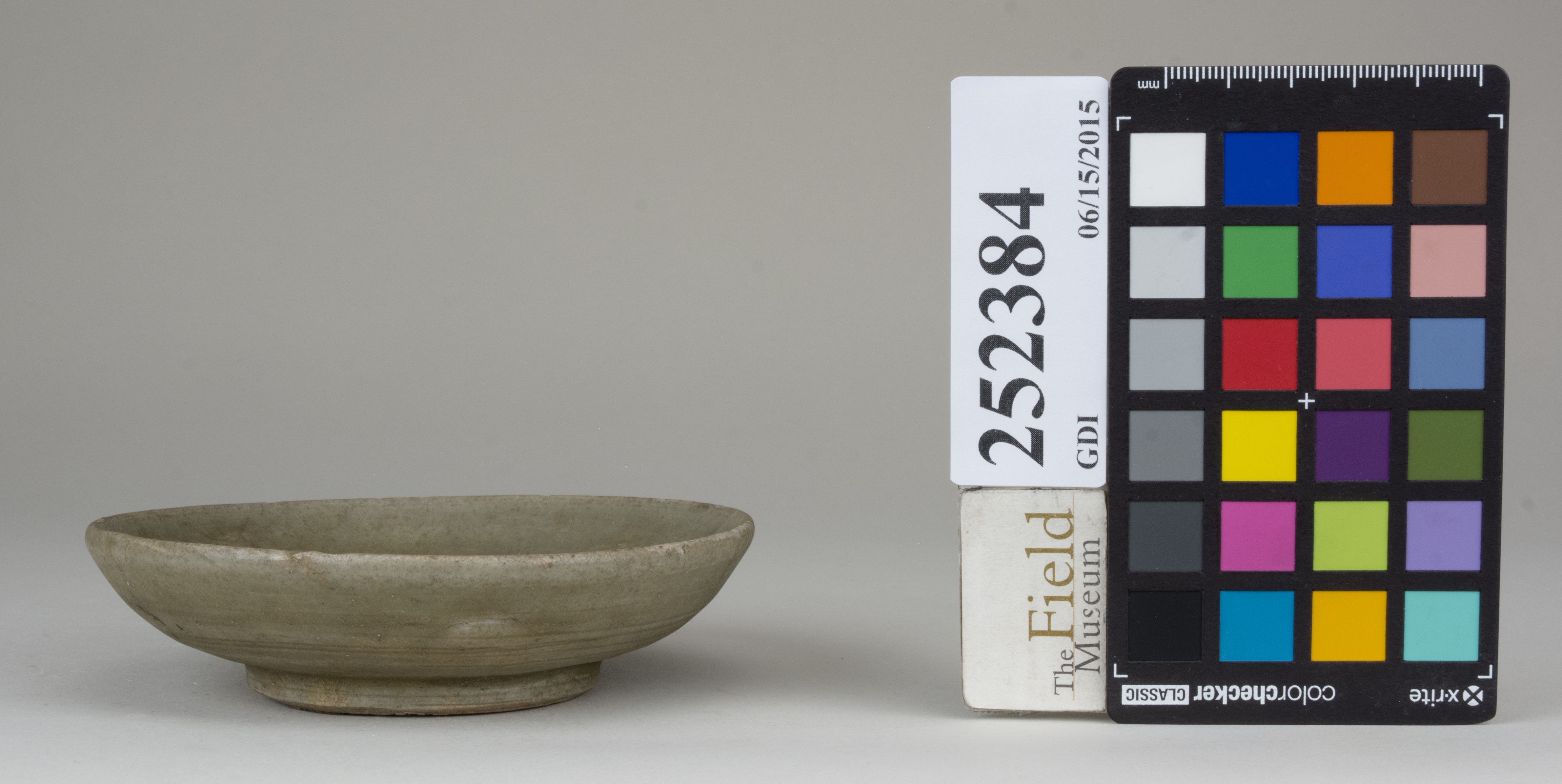 Left (c) Field Museum of Natural History - CC BY-NC 4.0