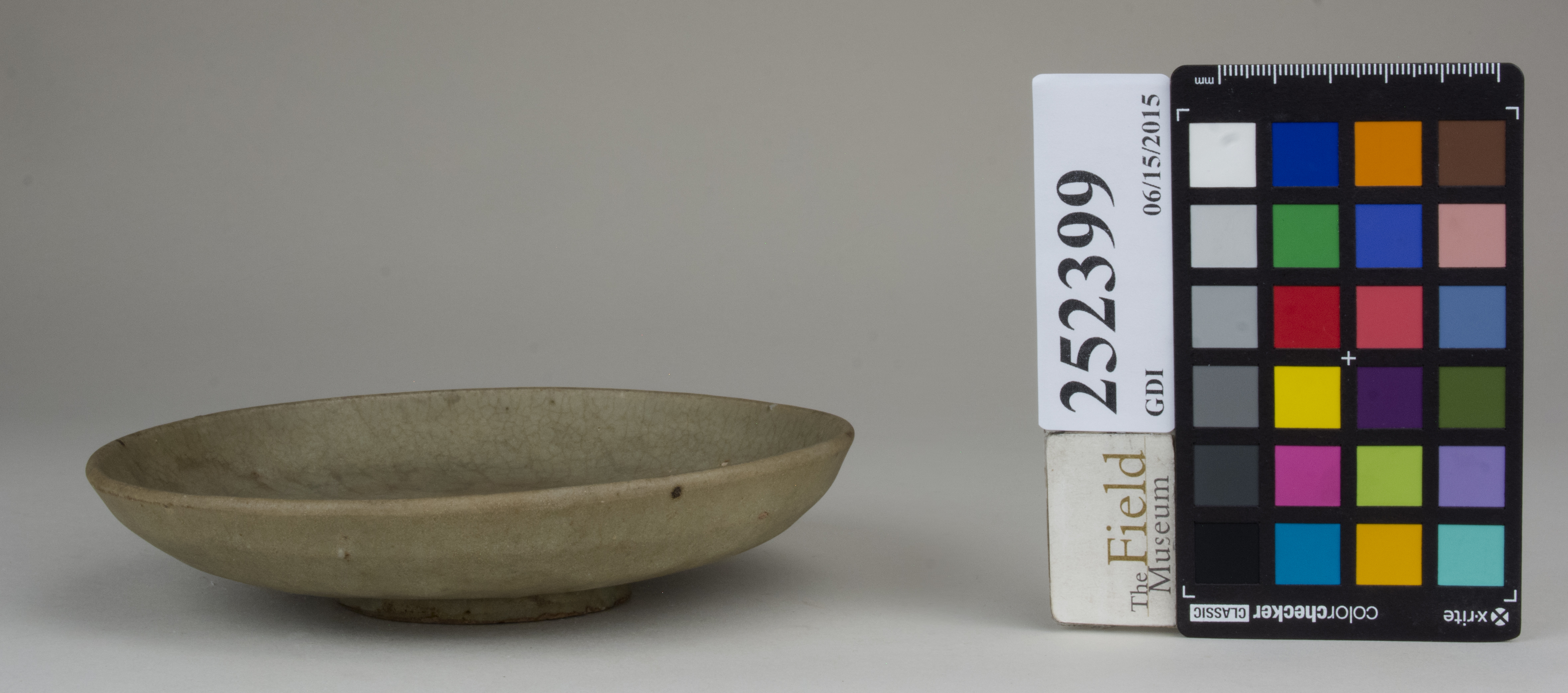 Left (c) Field Museum of Natural History - CC BY-NC 4.0