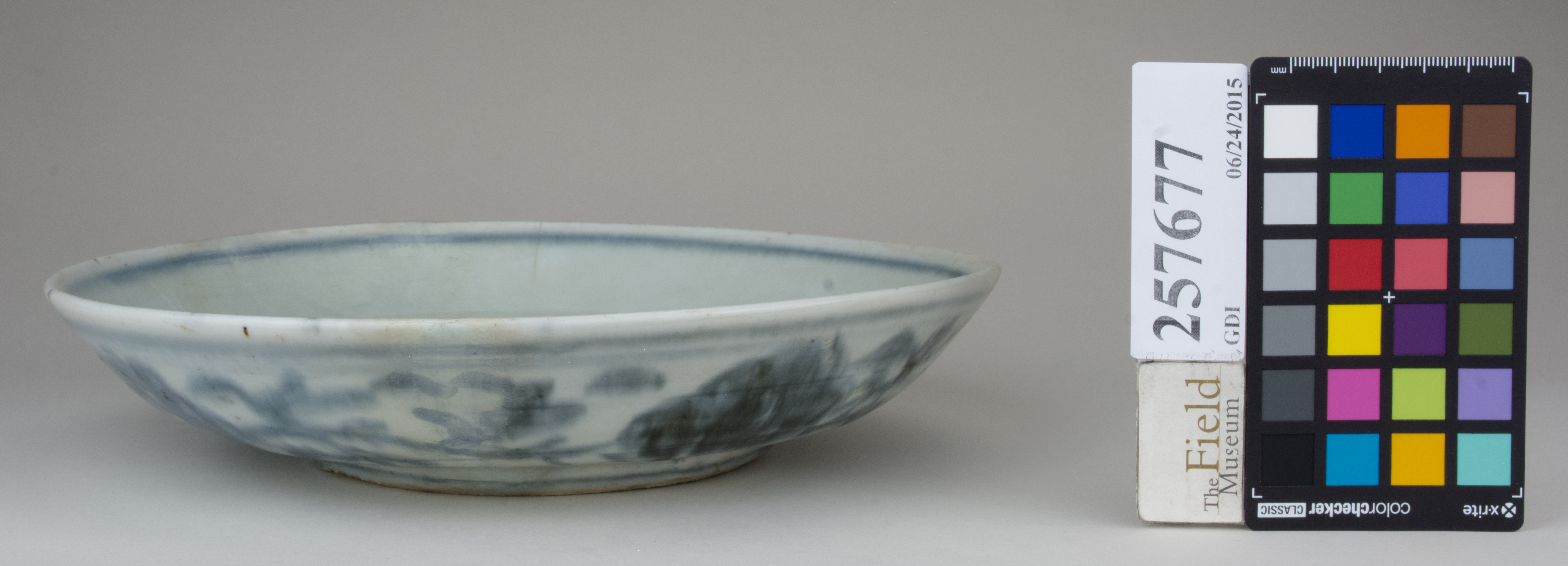 Left (c) Field Museum of Natural History - CC BY-NC 4.0