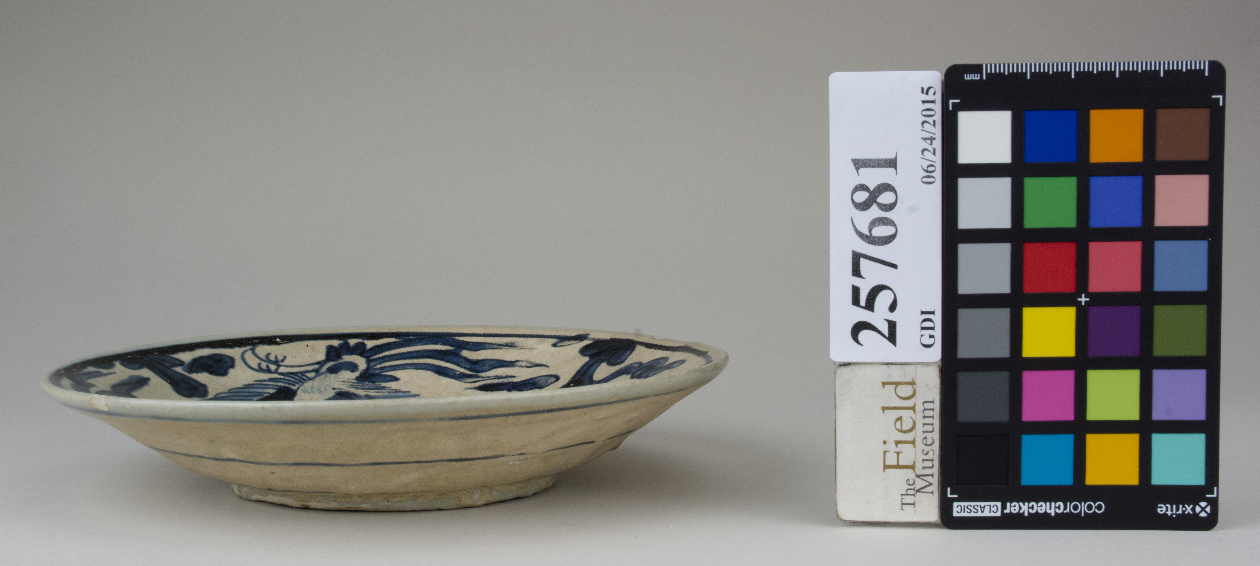 Left (c) Field Museum of Natural History - CC BY-NC 4.0