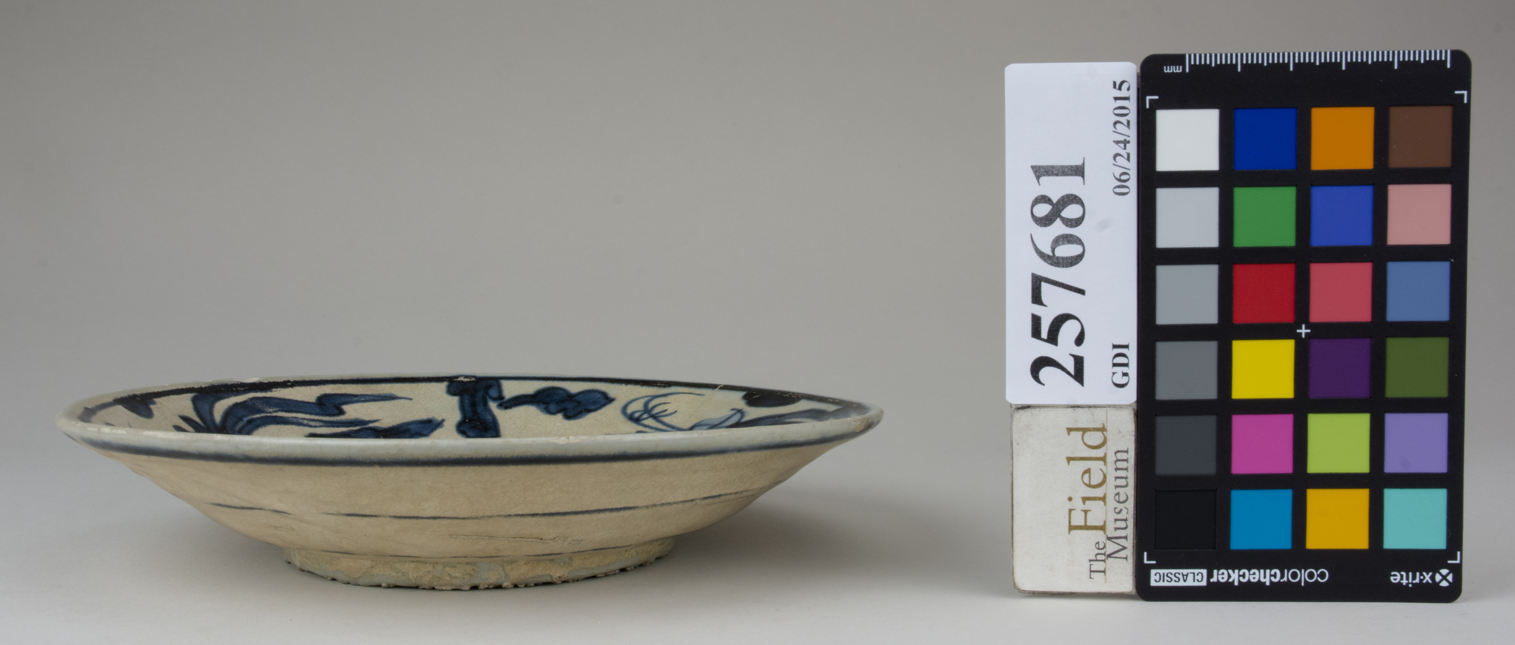 Right (c) Field Museum of Natural History - CC BY-NC 4.0