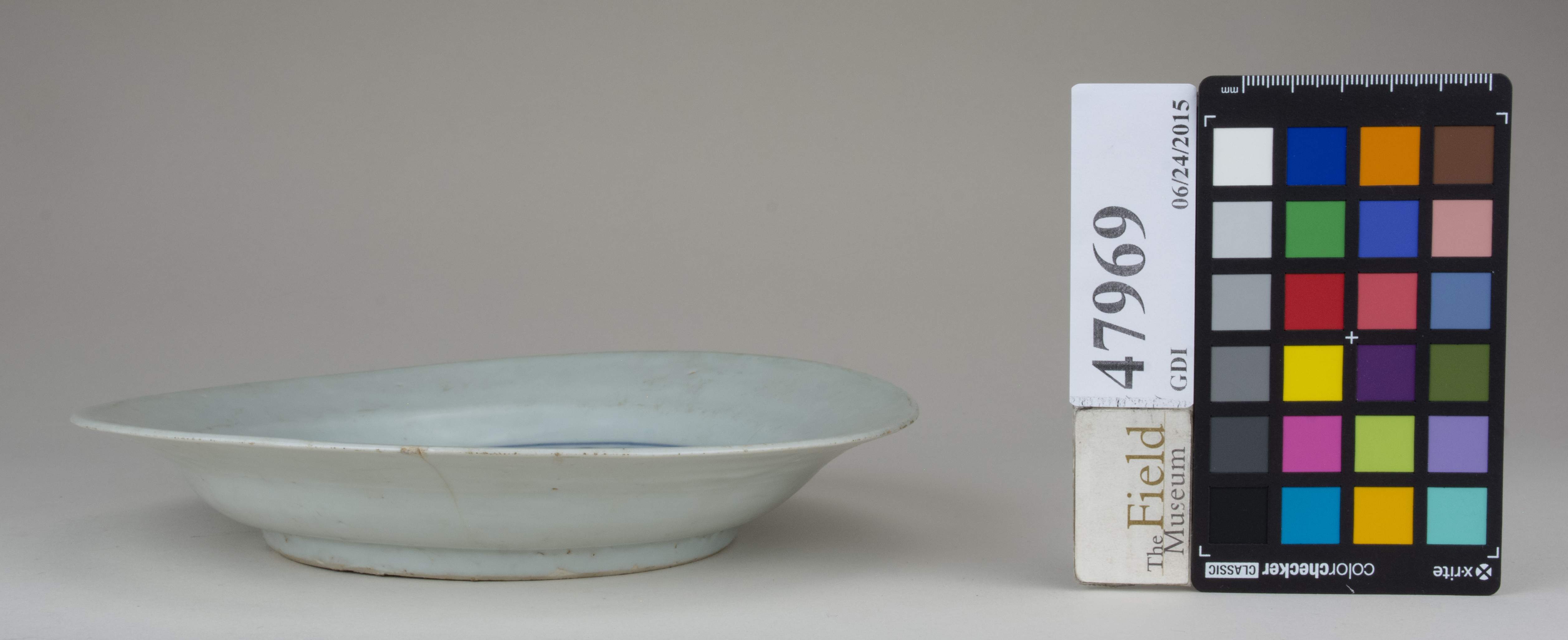 Left (c) Field Museum of Natural History - CC BY-NC 4.0