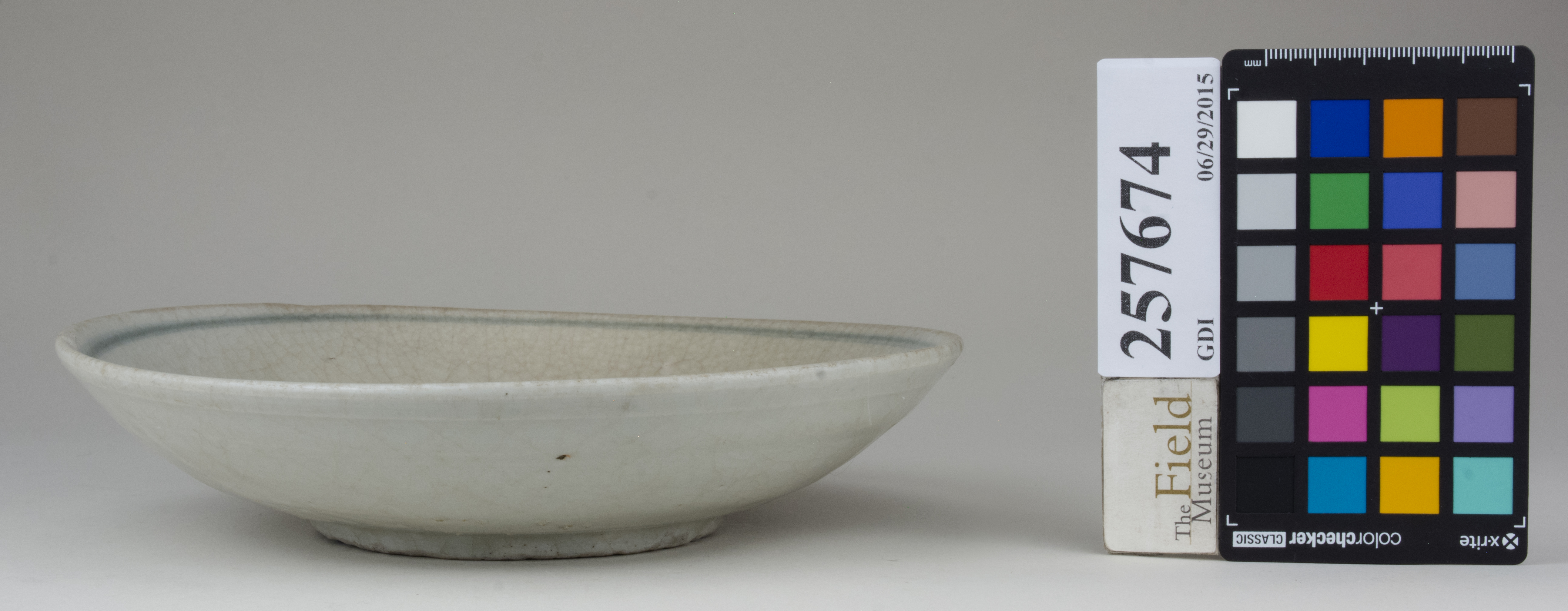 Left (c) Field Museum of Natural History - CC BY-NC 4.0