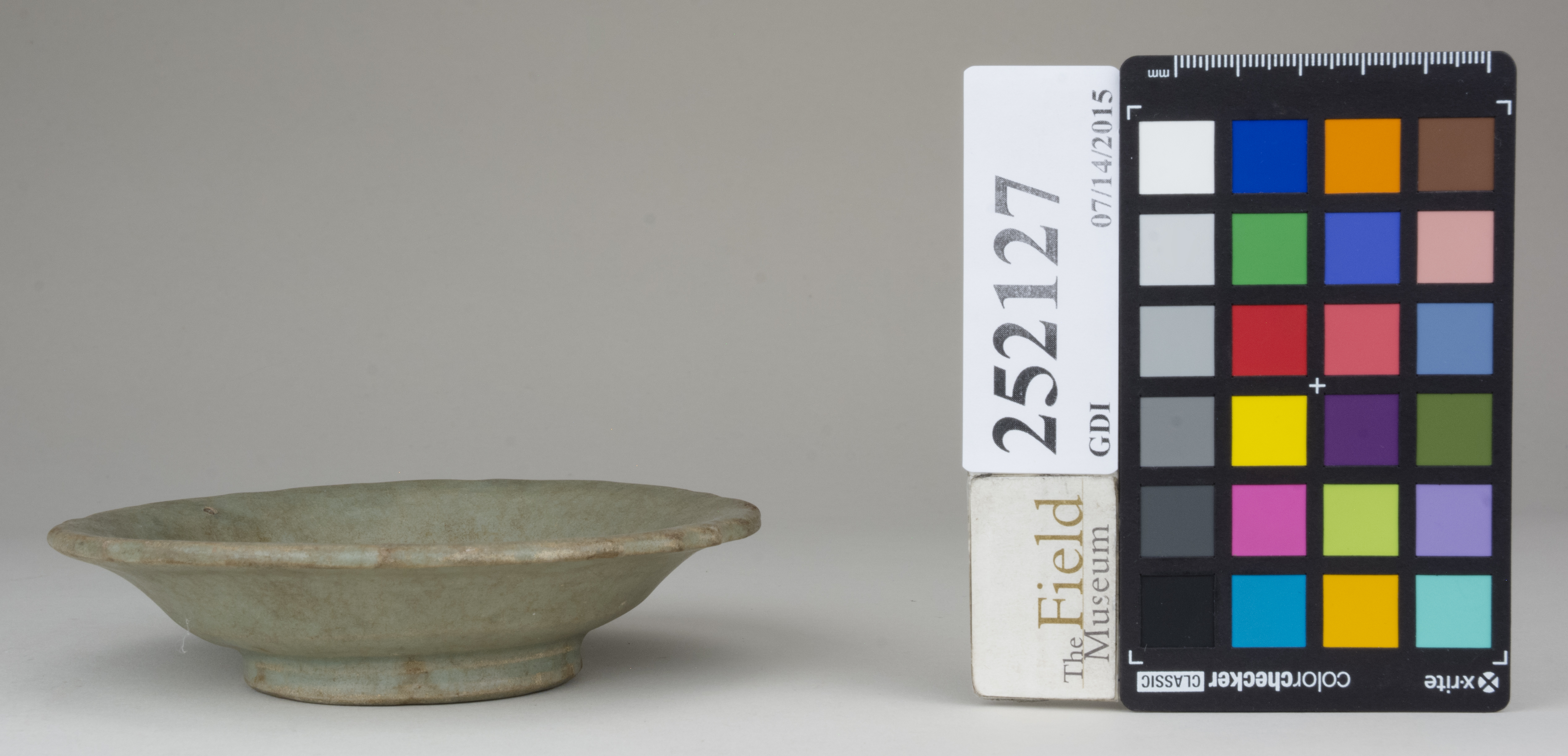 Left (c) Field Museum of Natural History - CC BY-NC 4.0