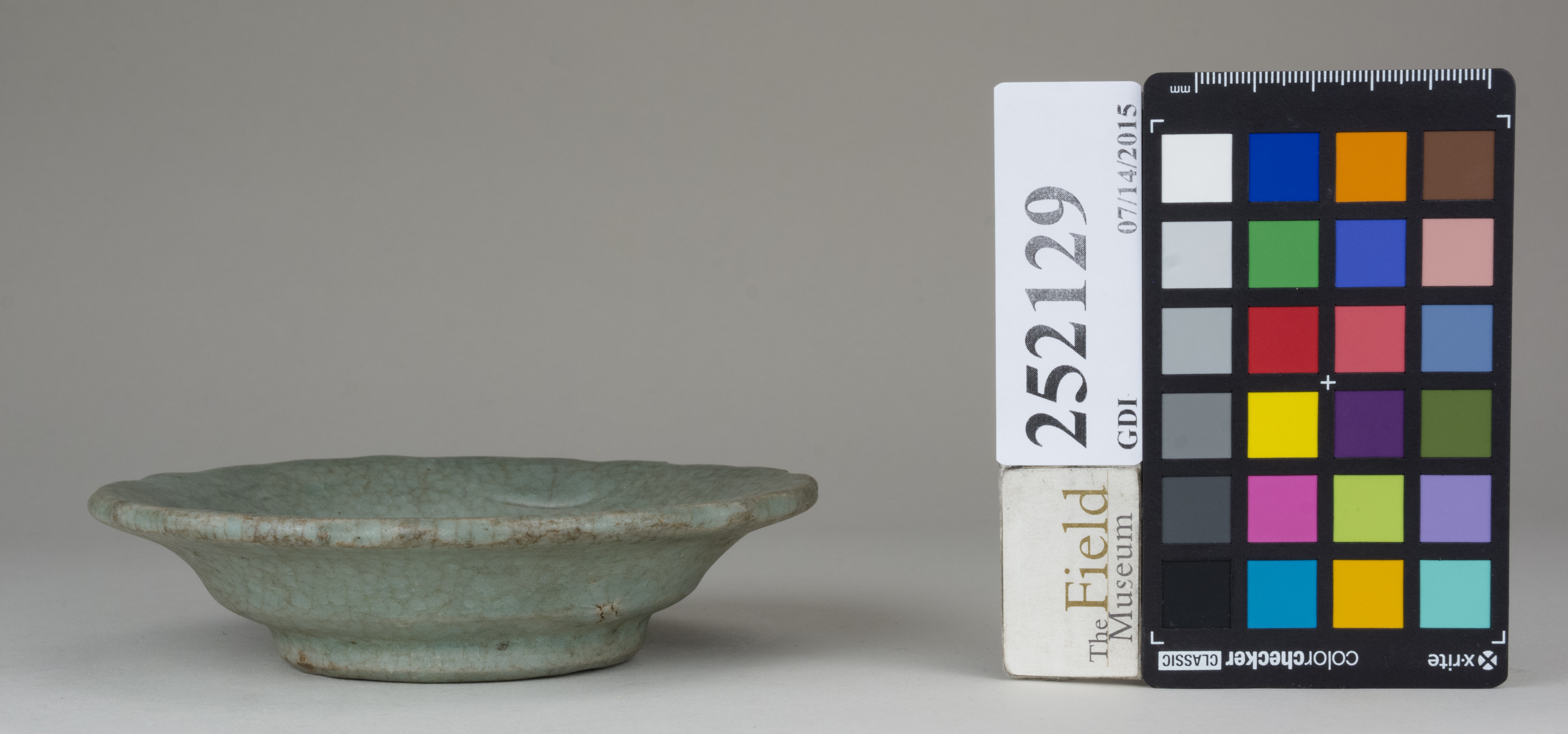 Left (c) Field Museum of Natural History - CC BY-NC 4.0