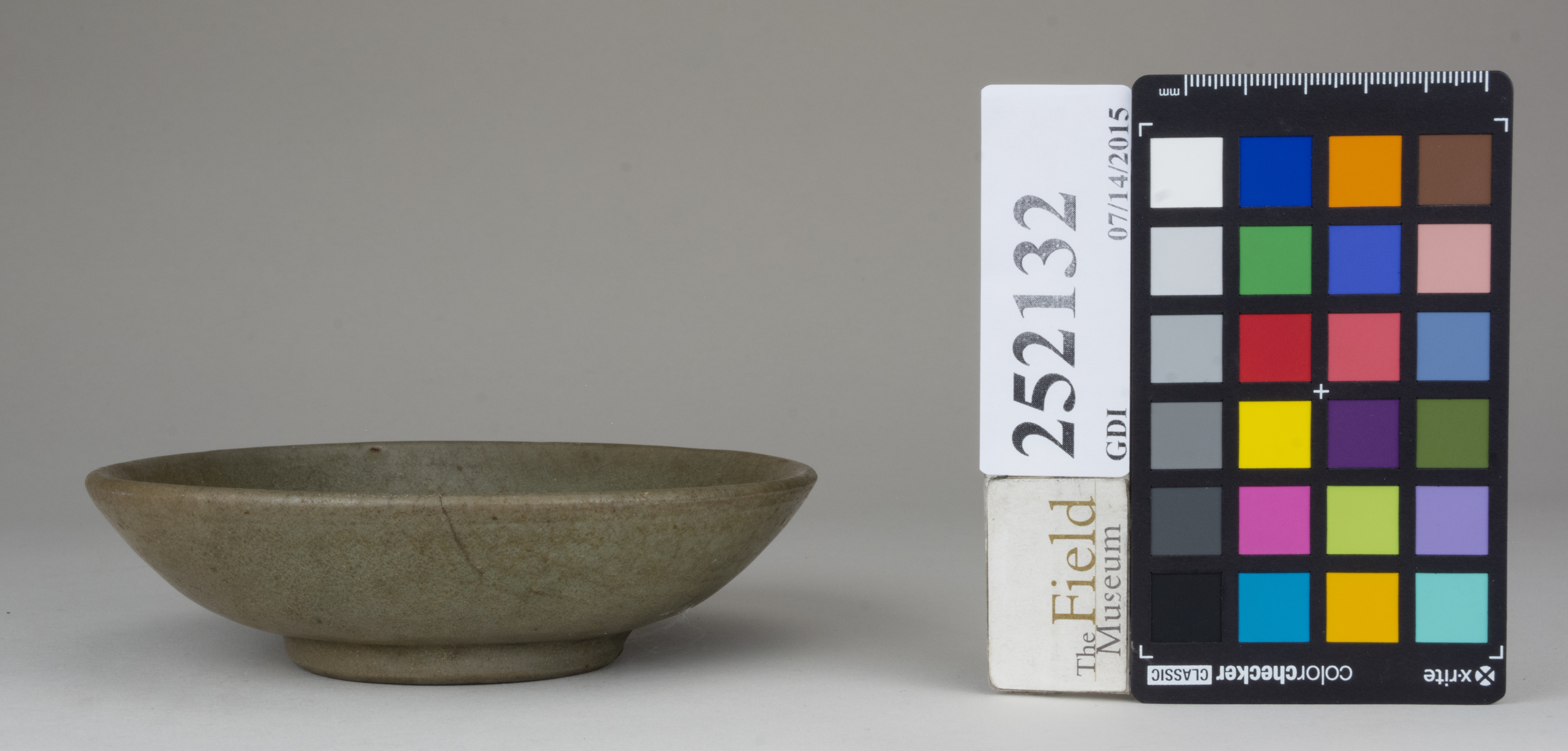 Left (c) Field Museum of Natural History - CC BY-NC 4.0