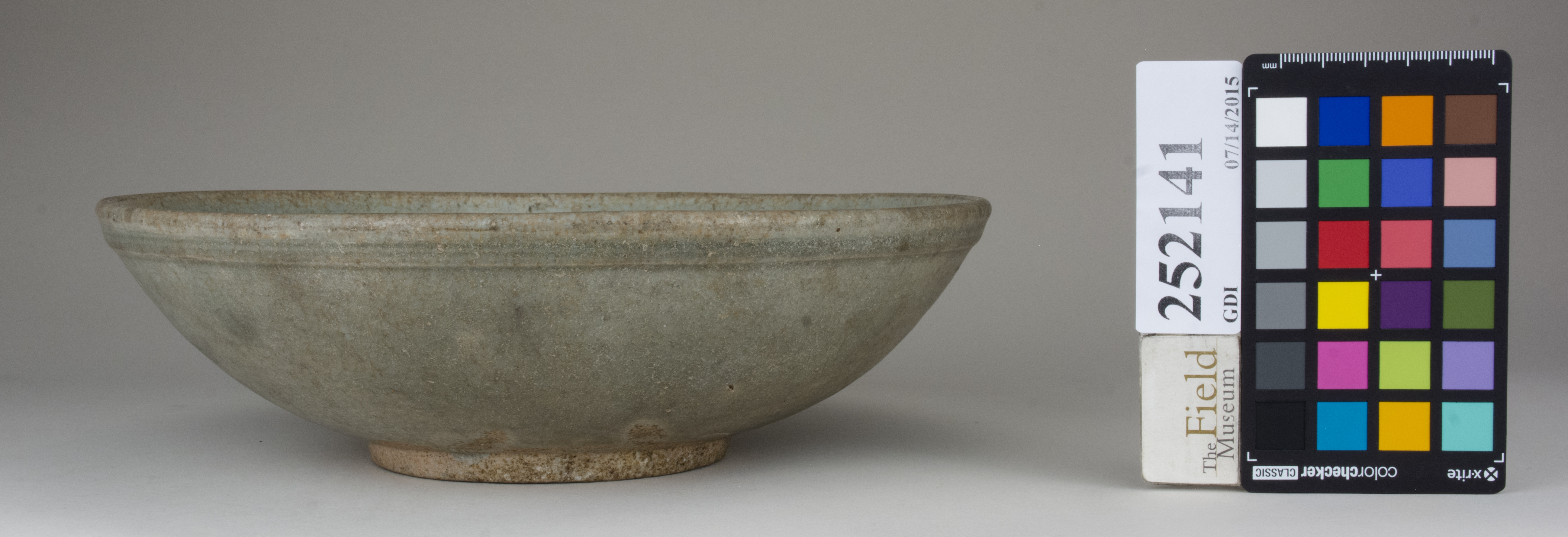 Left (c) Field Museum of Natural History - CC BY-NC 4.0