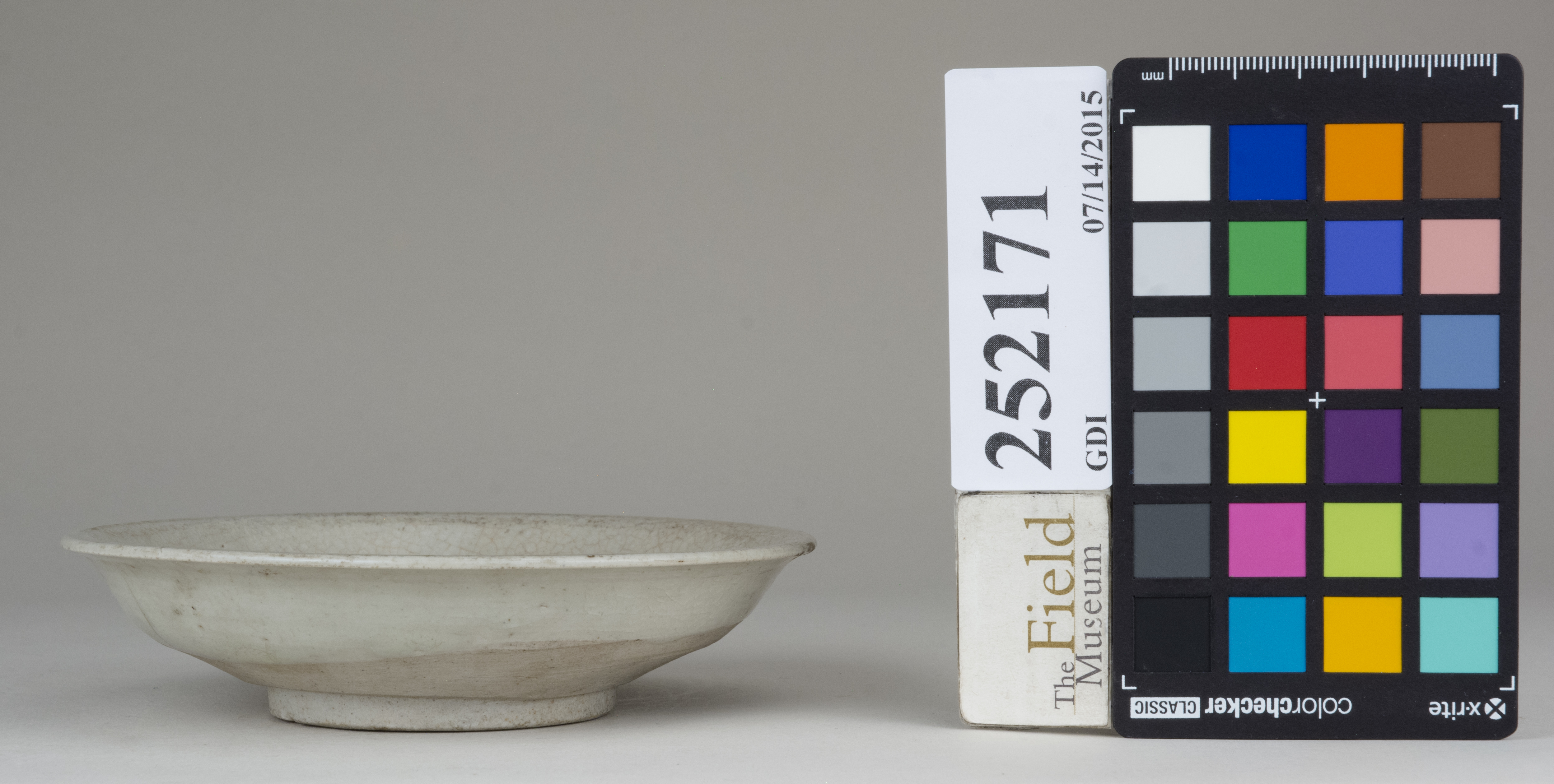 Right (c) Field Museum of Natural History - CC BY-NC 4.0