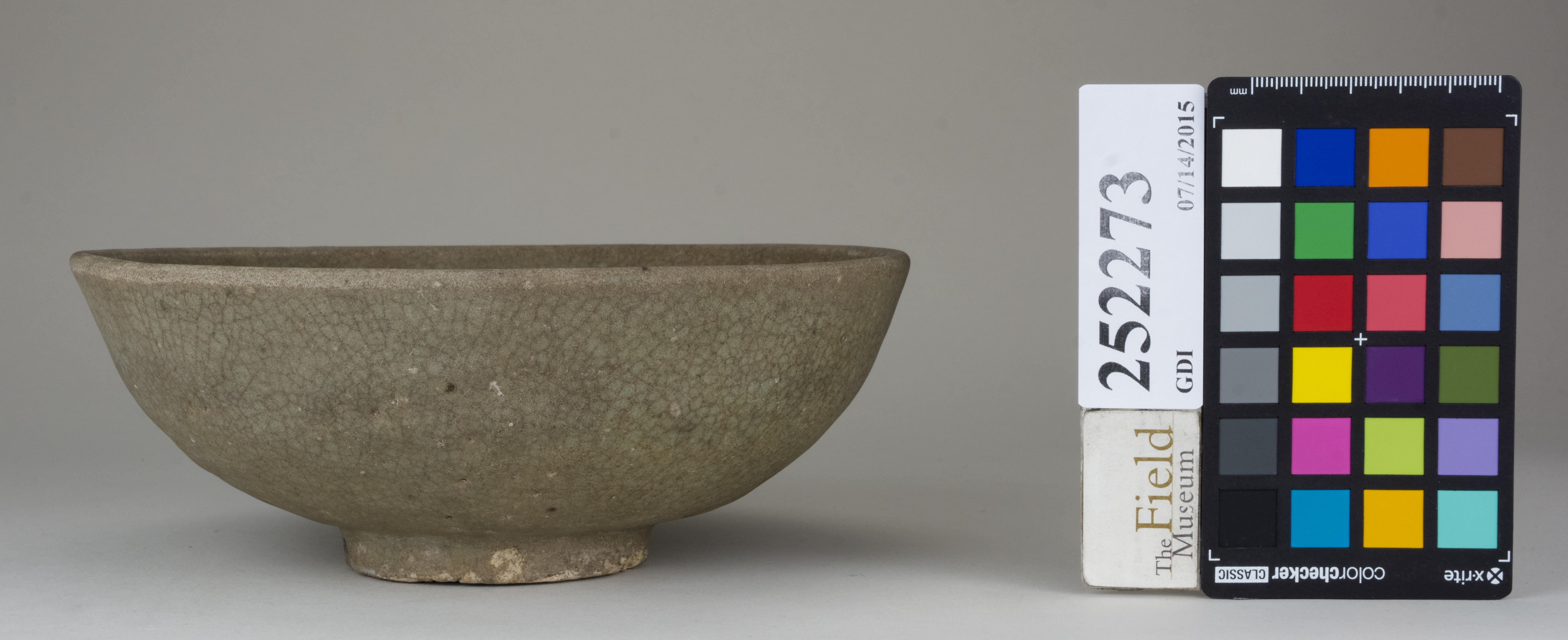 Left (c) Field Museum of Natural History - CC BY-NC 4.0