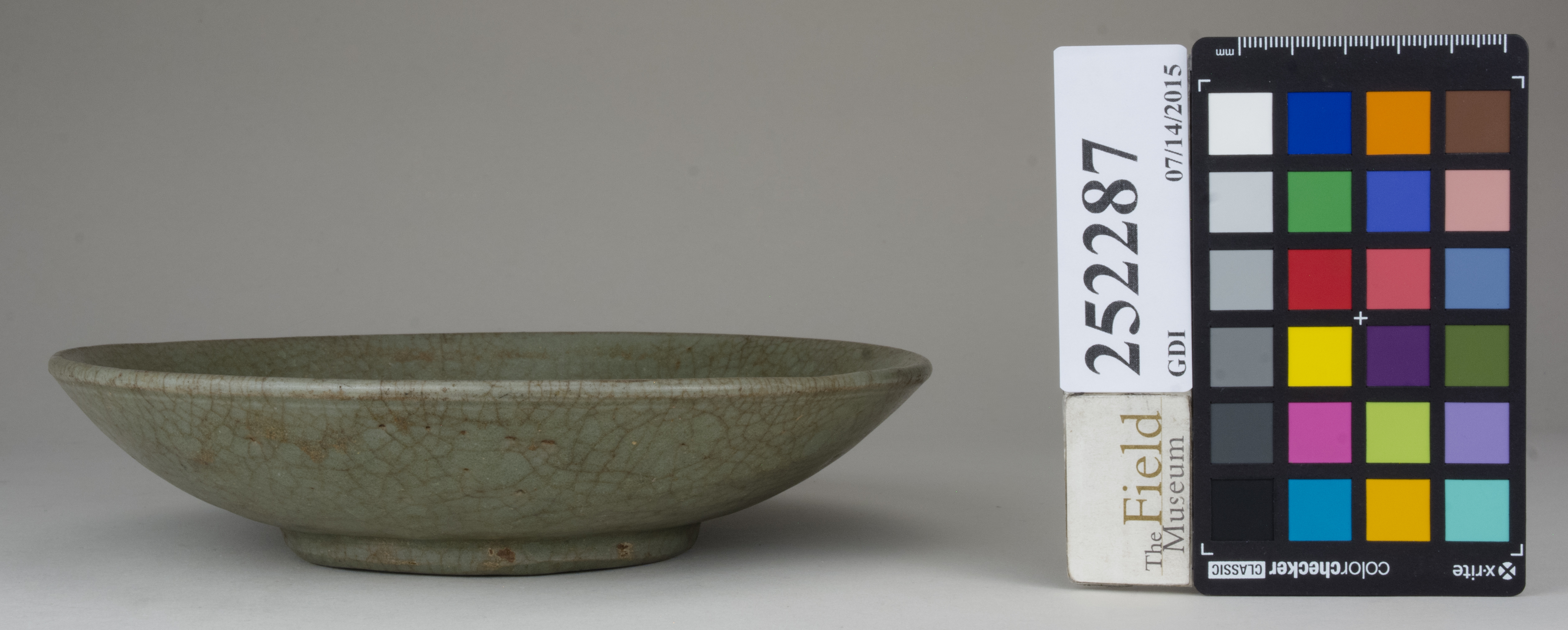 Left (c) Field Museum of Natural History - CC BY-NC 4.0