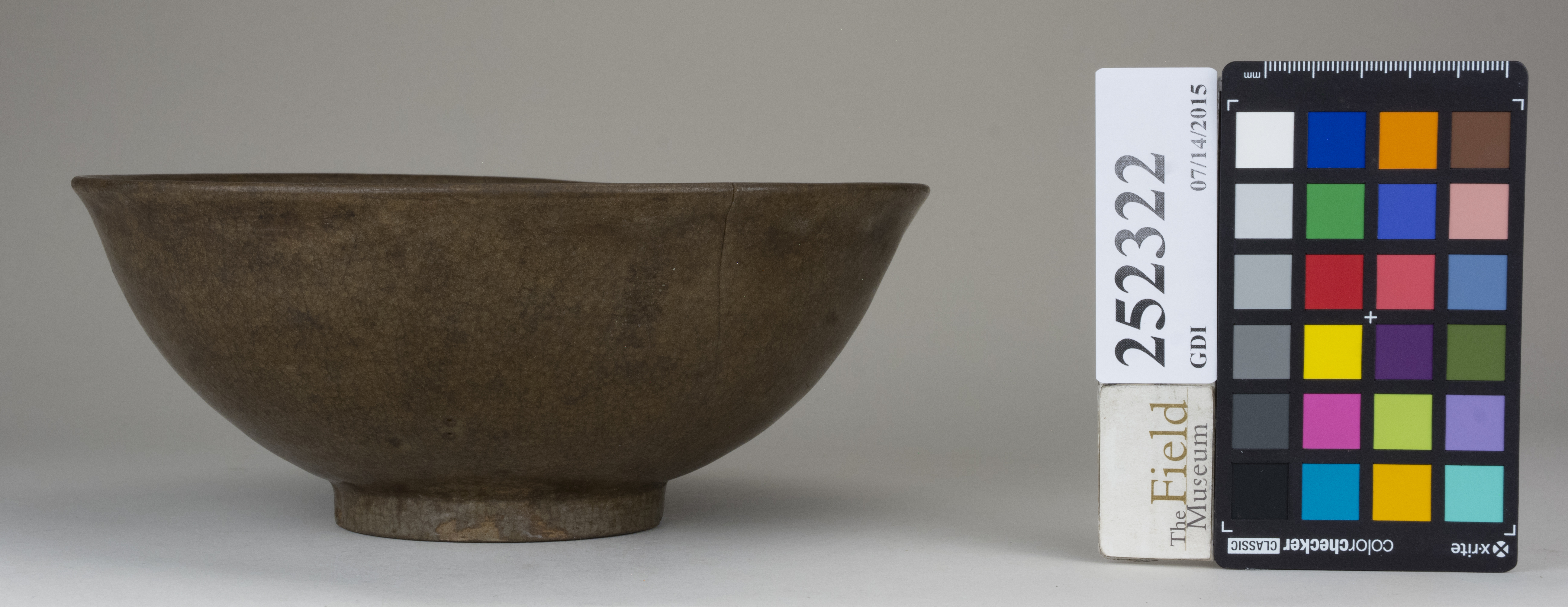 Right (c) Field Museum of Natural History - CC BY-NC 4.0