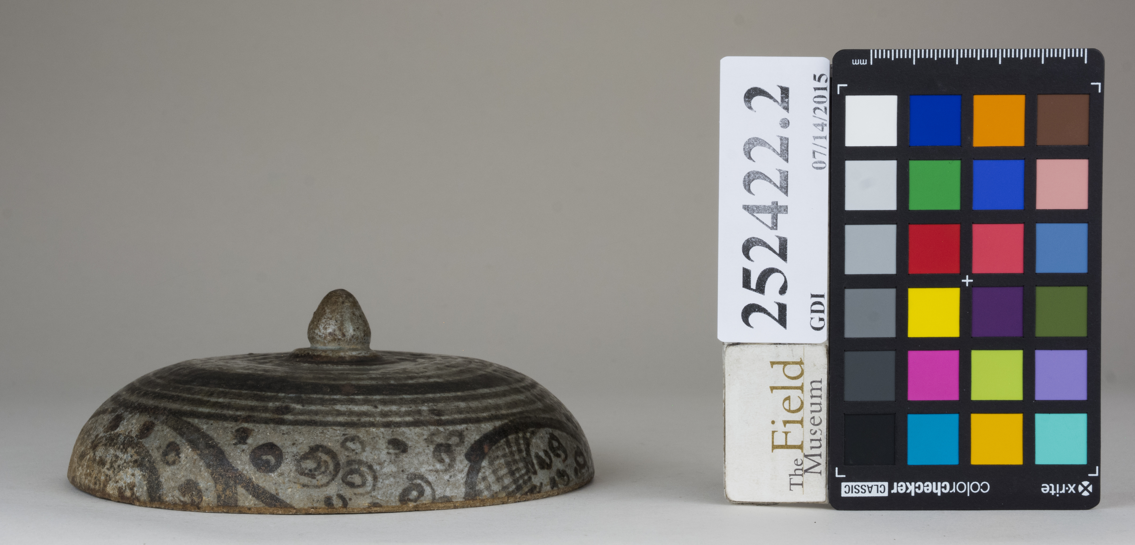 Right (c) Field Museum of Natural History - CC BY-NC 4.0