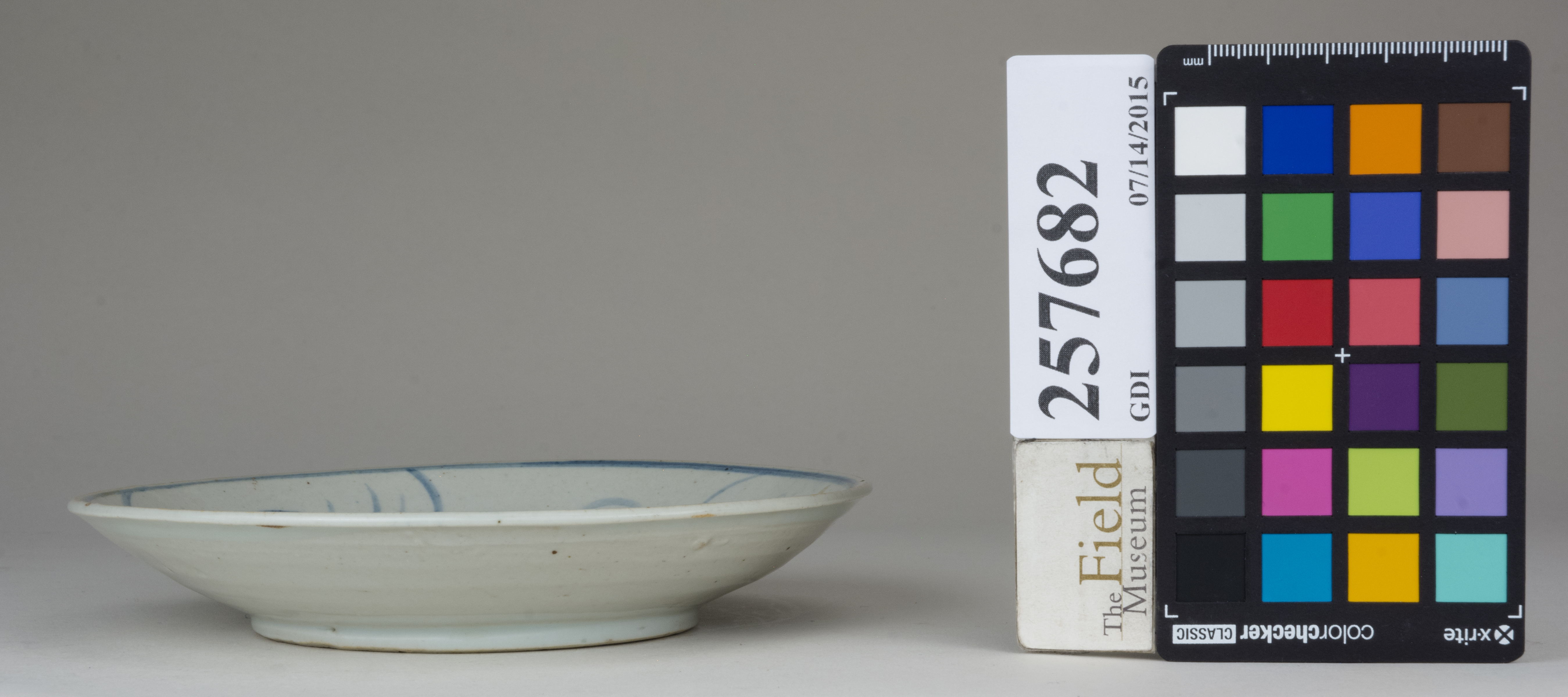 Right (c) Field Museum of Natural History - CC BY-NC 4.0