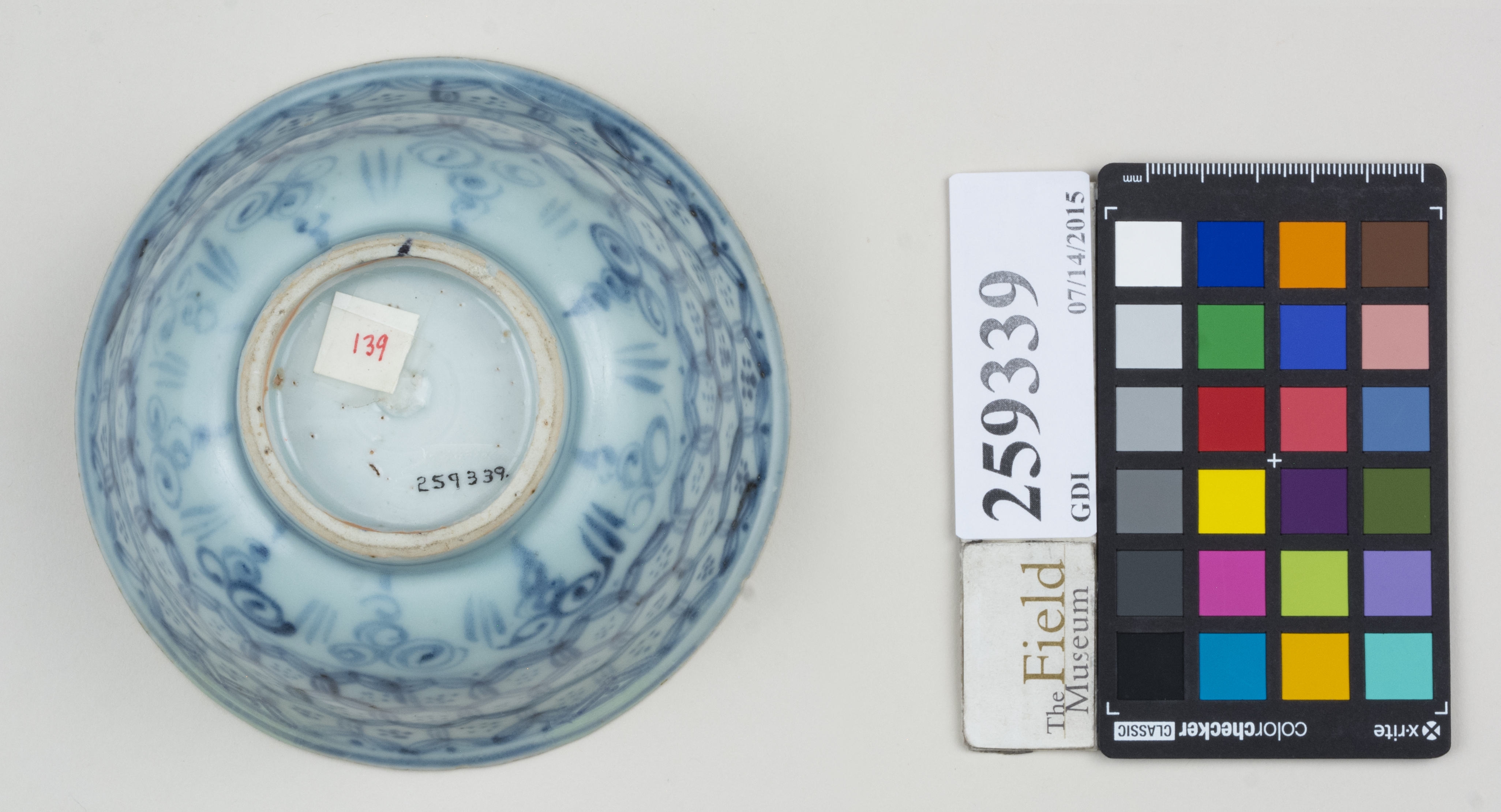 Bottom (c) Field Museum of Natural History - CC BY-NC 4.0