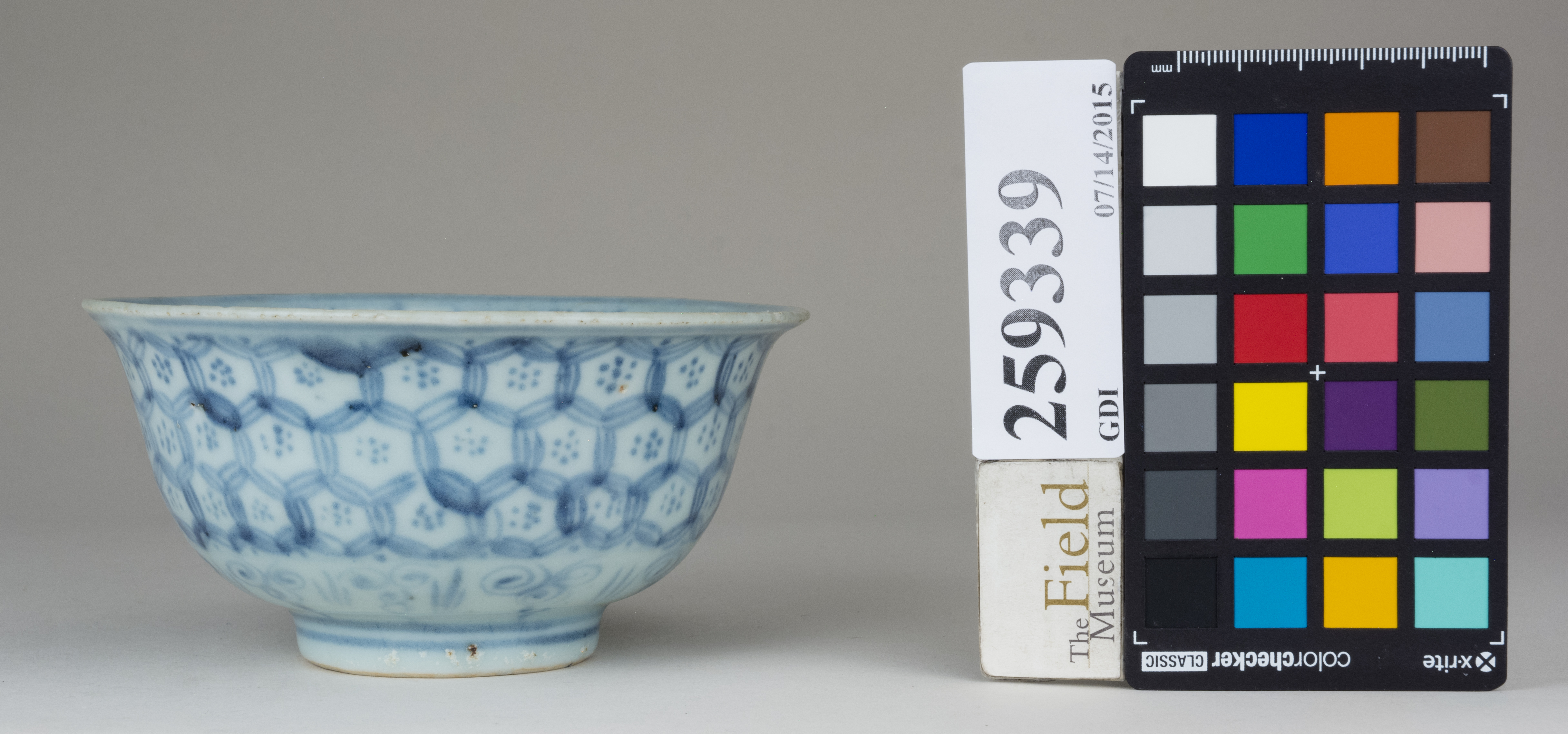 Left (c) Field Museum of Natural History - CC BY-NC 4.0