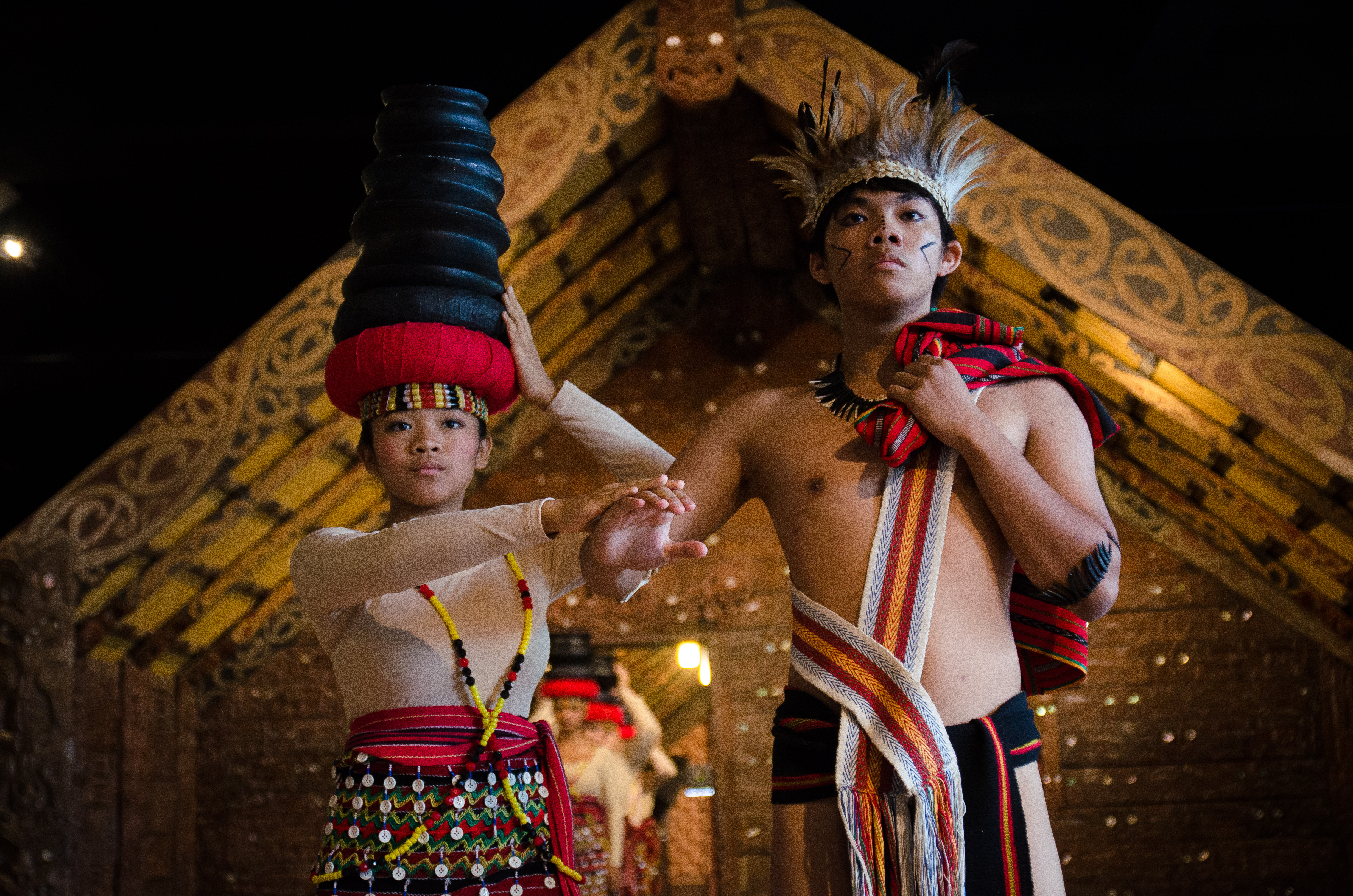 Image depicting the Young Filipino Americans of Pittsburgh (YFAP) dance troupe performing a traditional dance from Northern Luzon during the Digital Co-Curation Team's Kwentuhan 4 event. Selected for use on the homepage of the Philippine Heritage Collections interactive webportal. (c) Field Museum of Natural History - CC BY-NC 4.0