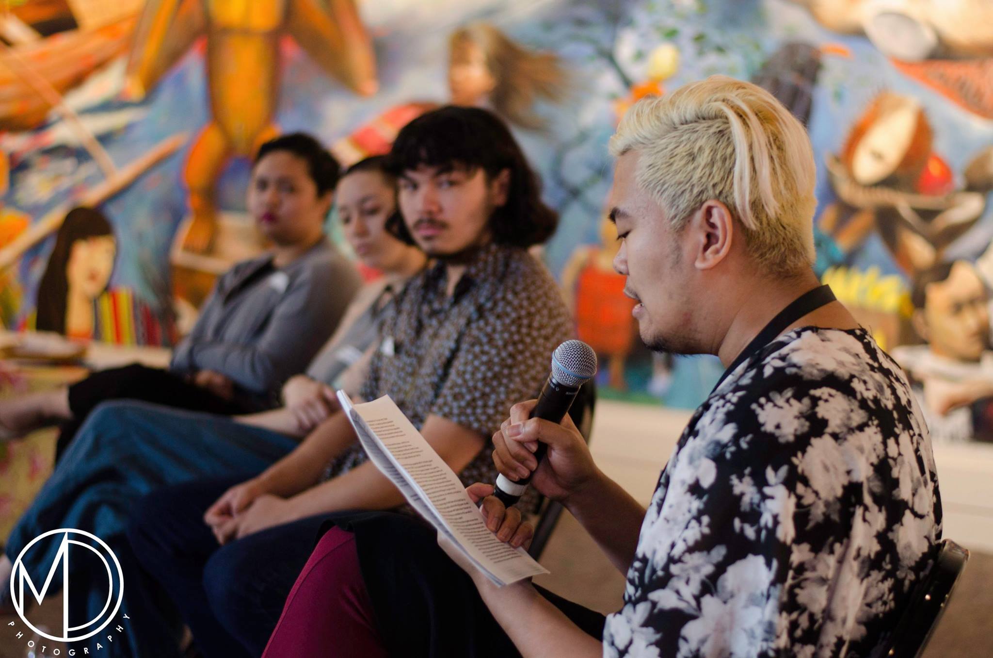 Panelists Carmella Ventura, Emilia Aquino, and Wayne Tate (from left to right) participating in group discussion with Jerico Domingo moderating. (c) Field Museum of Natural History - CC BY-NC 4.0