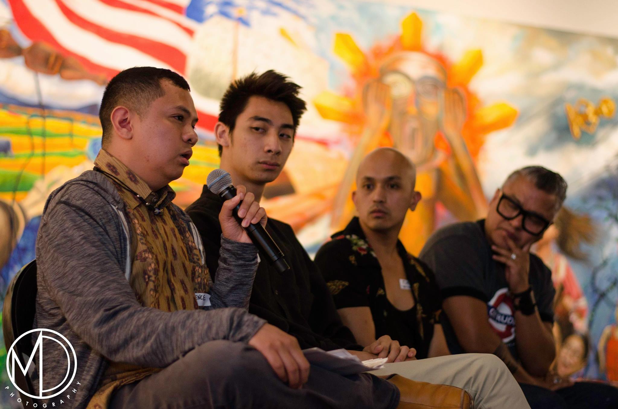 18062016 Pamanang Pinoy: Gender (c) Field Museum of Natural History - CC BY-NC 4.0 Panelists Laurence Tumpang, Ronald Amiscaray, Kiam Marcello Junio, and Cesar Conde (from left to right) participating in group discussion. (c) Field Museum of Natural History - CC BY-NC 4.0