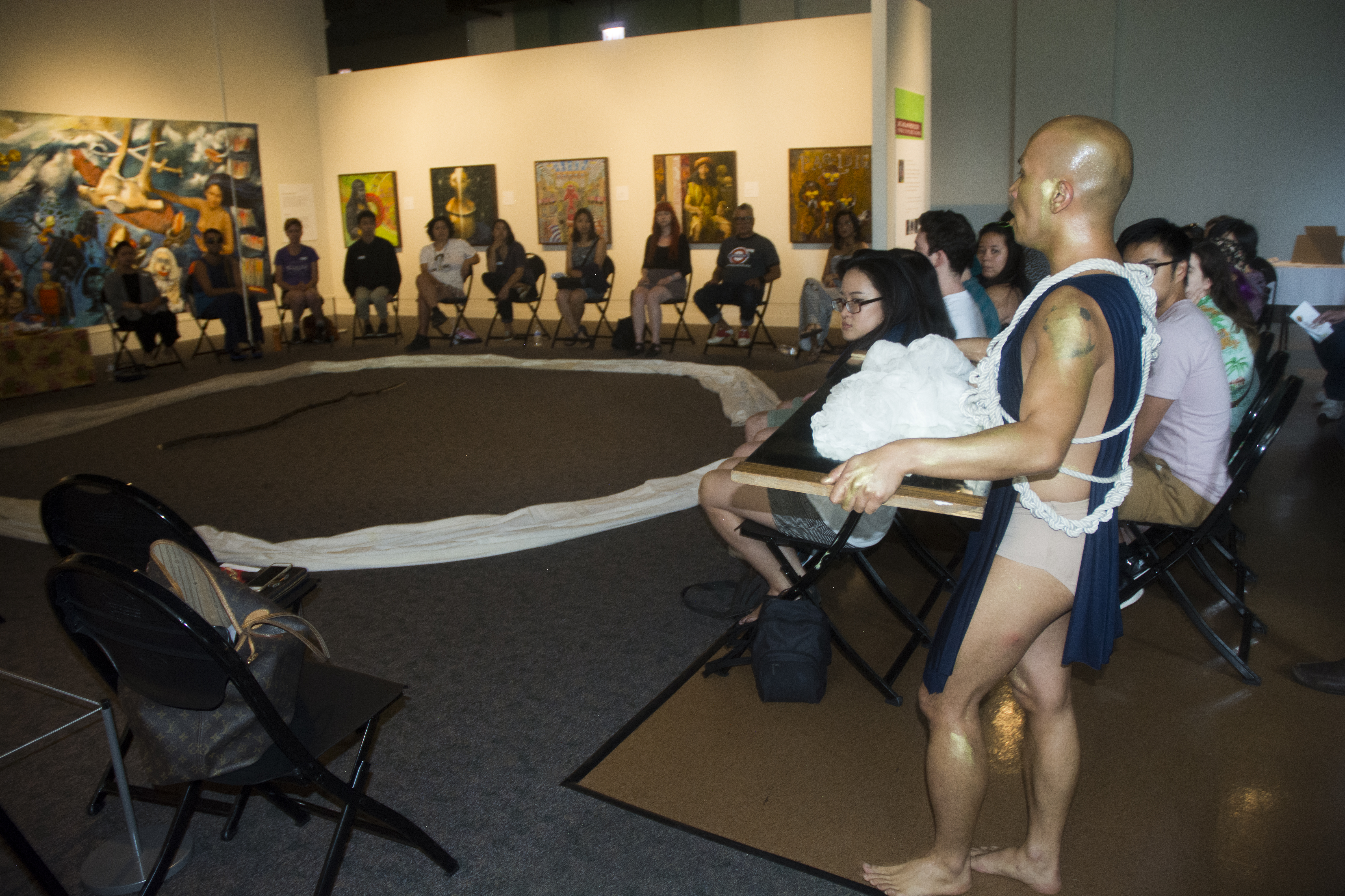Local Filipino American artist and panelist participant, Kiam Marcello Junio, performs a piece from his repetoire. (c) Field Museum of Natural History - CC BY-NC 4.0