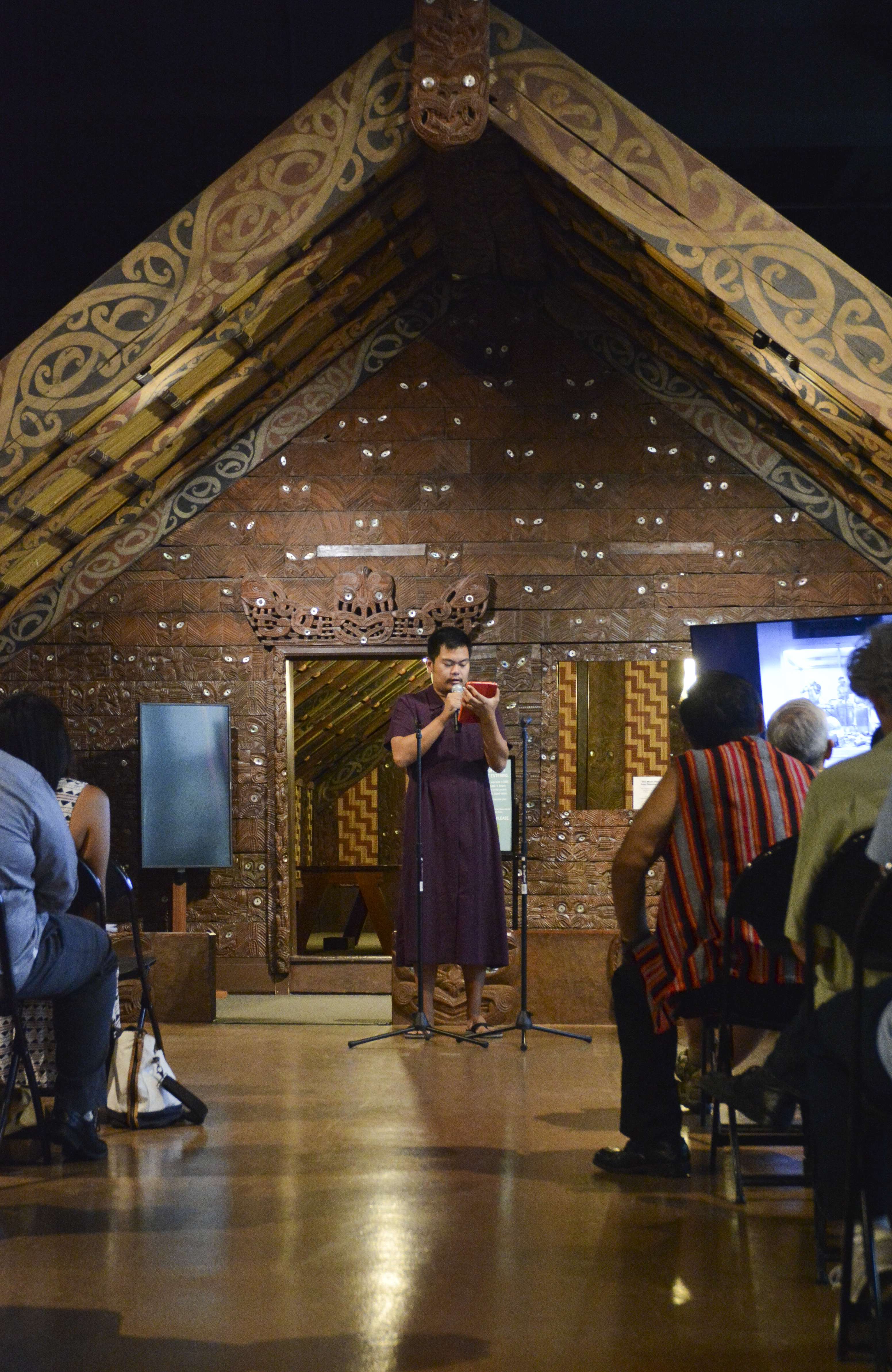 Jerico Domingo presenting at the Pamanang Pinoy: A Retrospective (c) Field Museum of Natural History - CC BY-NC 4.0