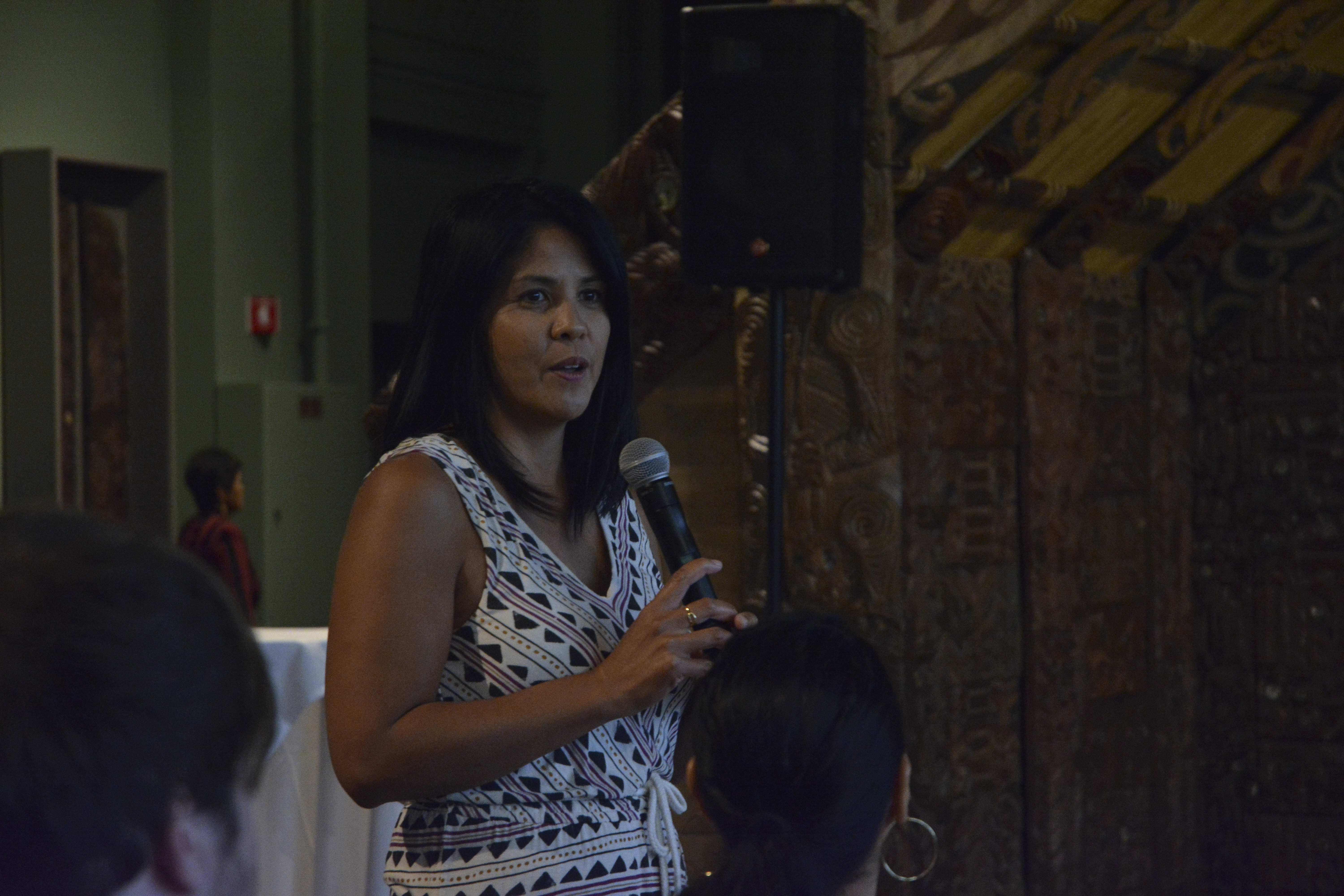 Event participant sharing during group discussion. (c) Field Museum of Natural History - CC BY-NC 4.0