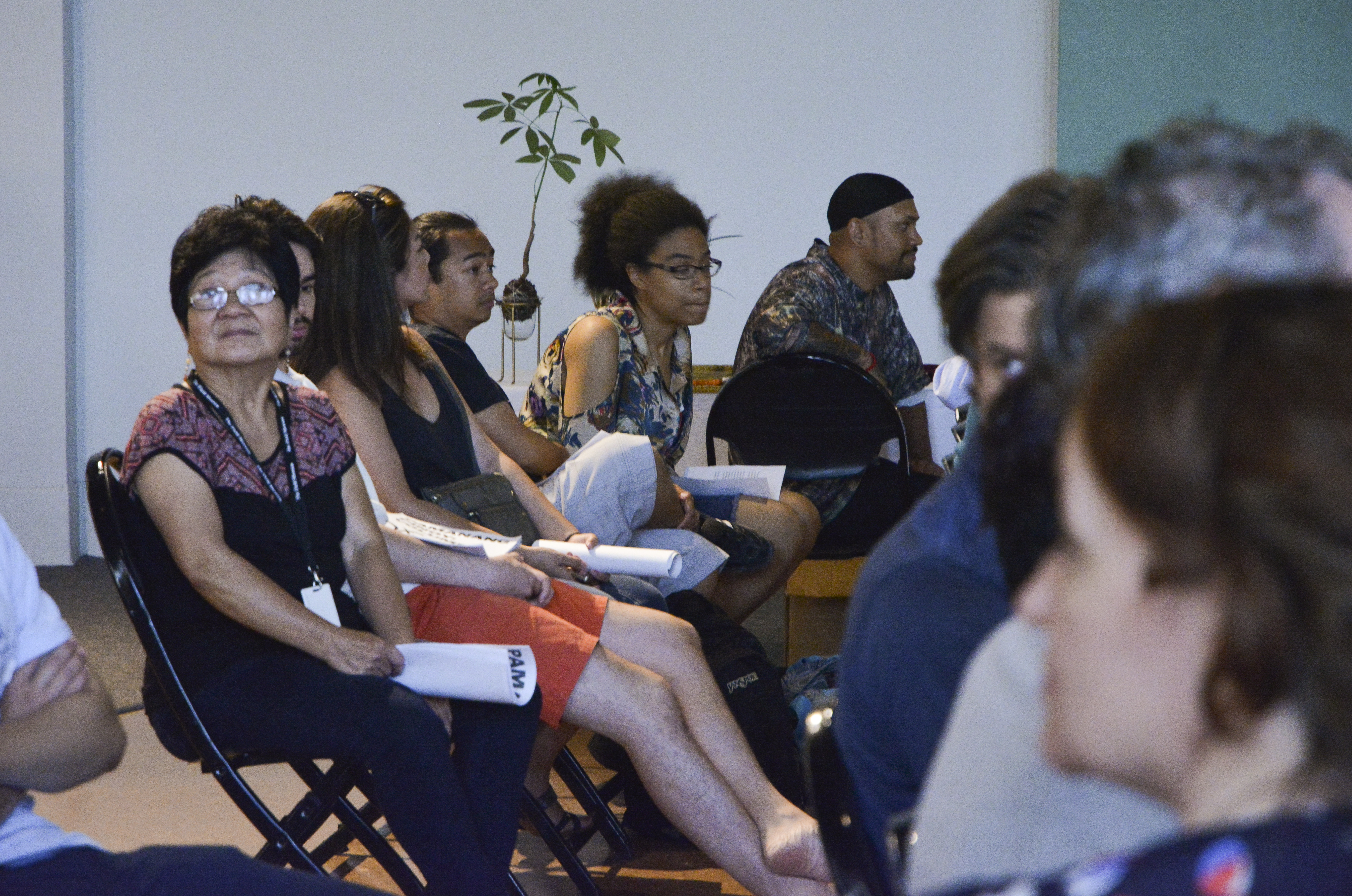Guests during group sharing. (c) Field Museum of Natural History - CC BY-NC 4.0