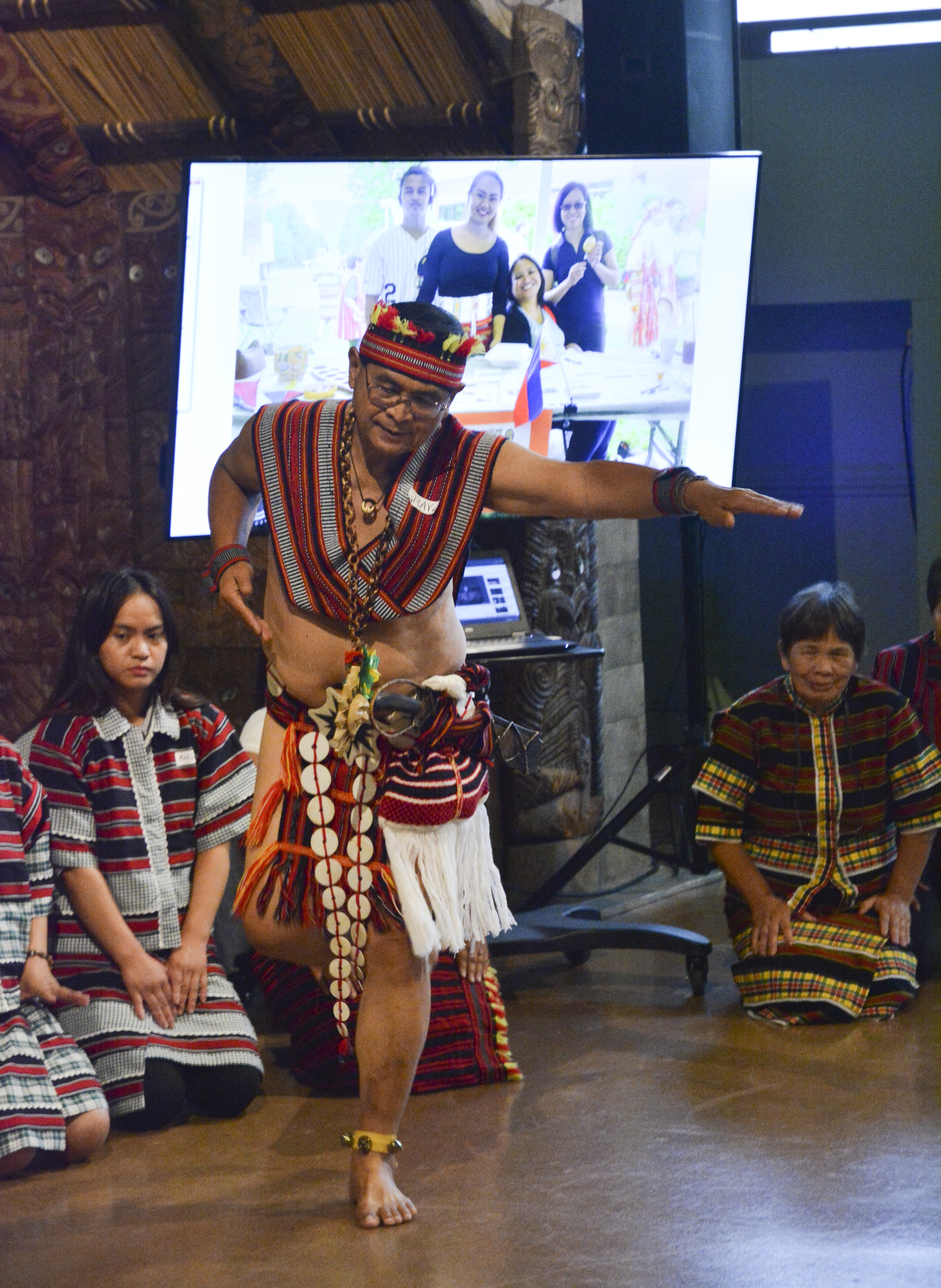 Member of BIBBAK-IL, Ray Baguilat, showcasing Ifugao dance. (c) Field Museum of Natural History - CC BY-NC 4.0