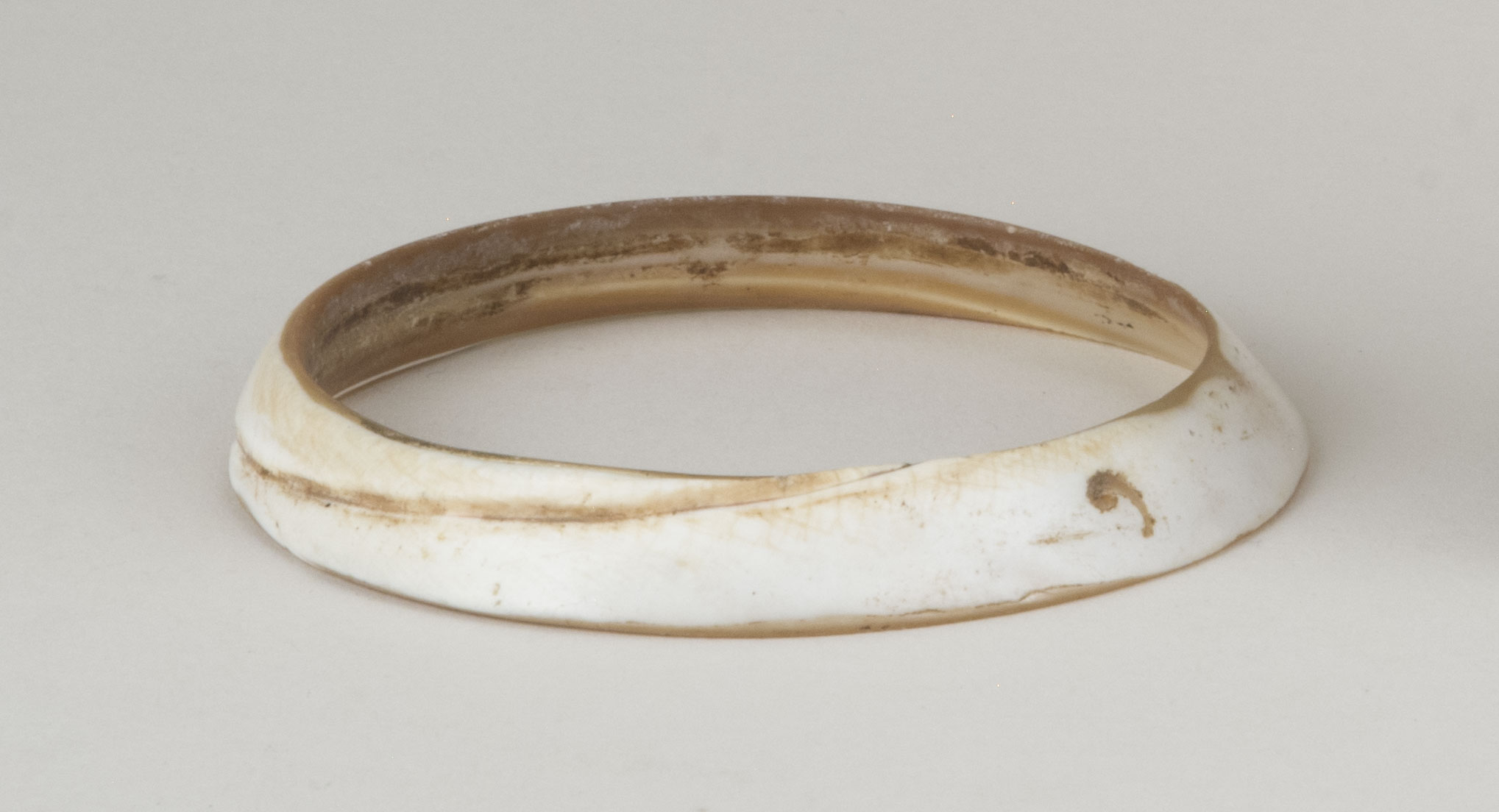 Front view without scale 